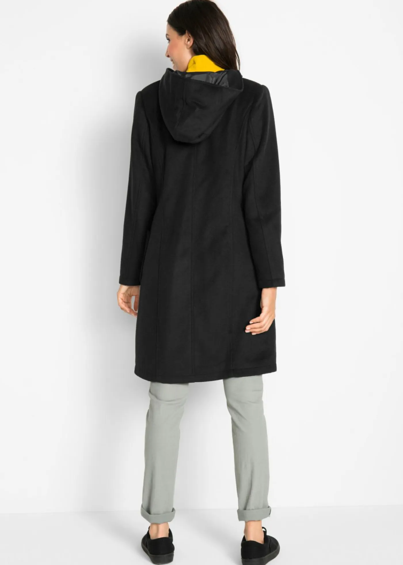 bonprix bonprix Chaquetas Y Abrigos>Abrigo con aspecto de lana Negro