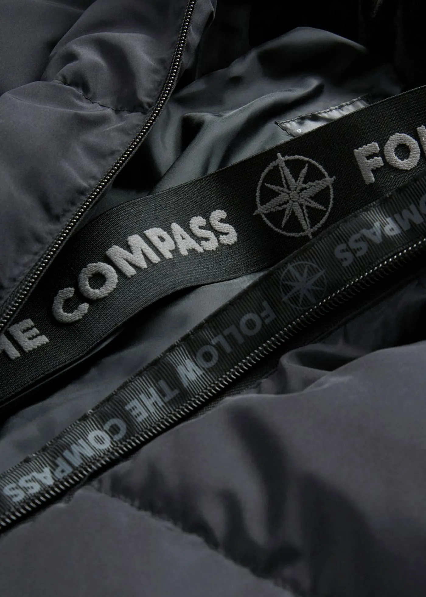 bonprix bonprix Chaquetas Y Abrigos>Abrigo con plumón reciclado y tecnología térmica aislante Negro