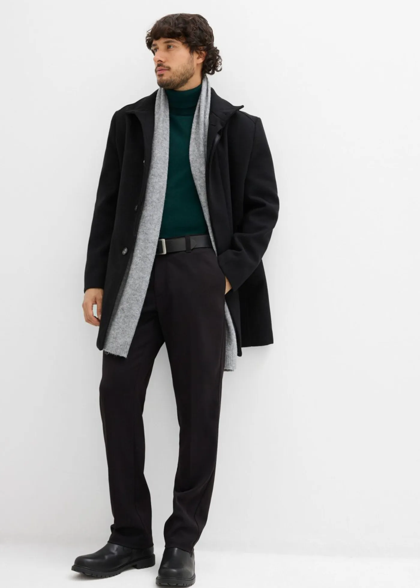 bonprix bonprix Chaquetas Y Abrigos·Abrigos>Abrigo corto con aspecto de lana Negro