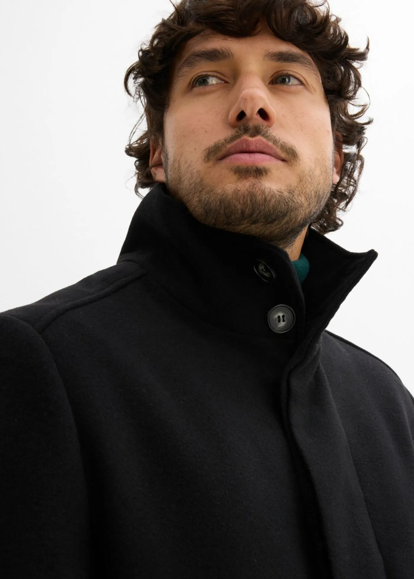 bonprix bonprix Chaquetas Y Abrigos·Abrigos>Abrigo corto con aspecto de lana Negro