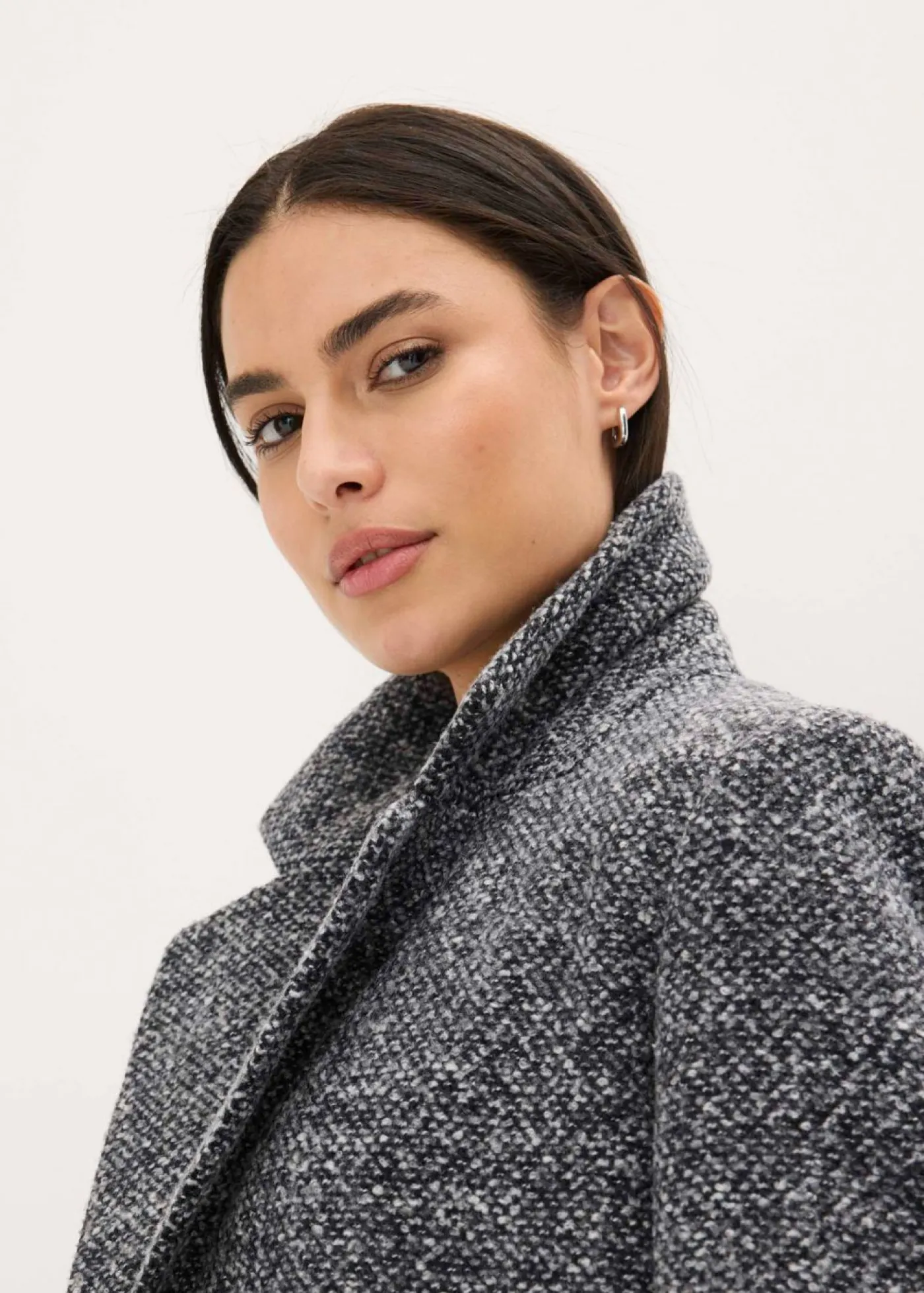 bonprix bonprix Chaquetas Y Abrigos>Abrigo corto con aspecto de lana Antracita oscuro jaspeado