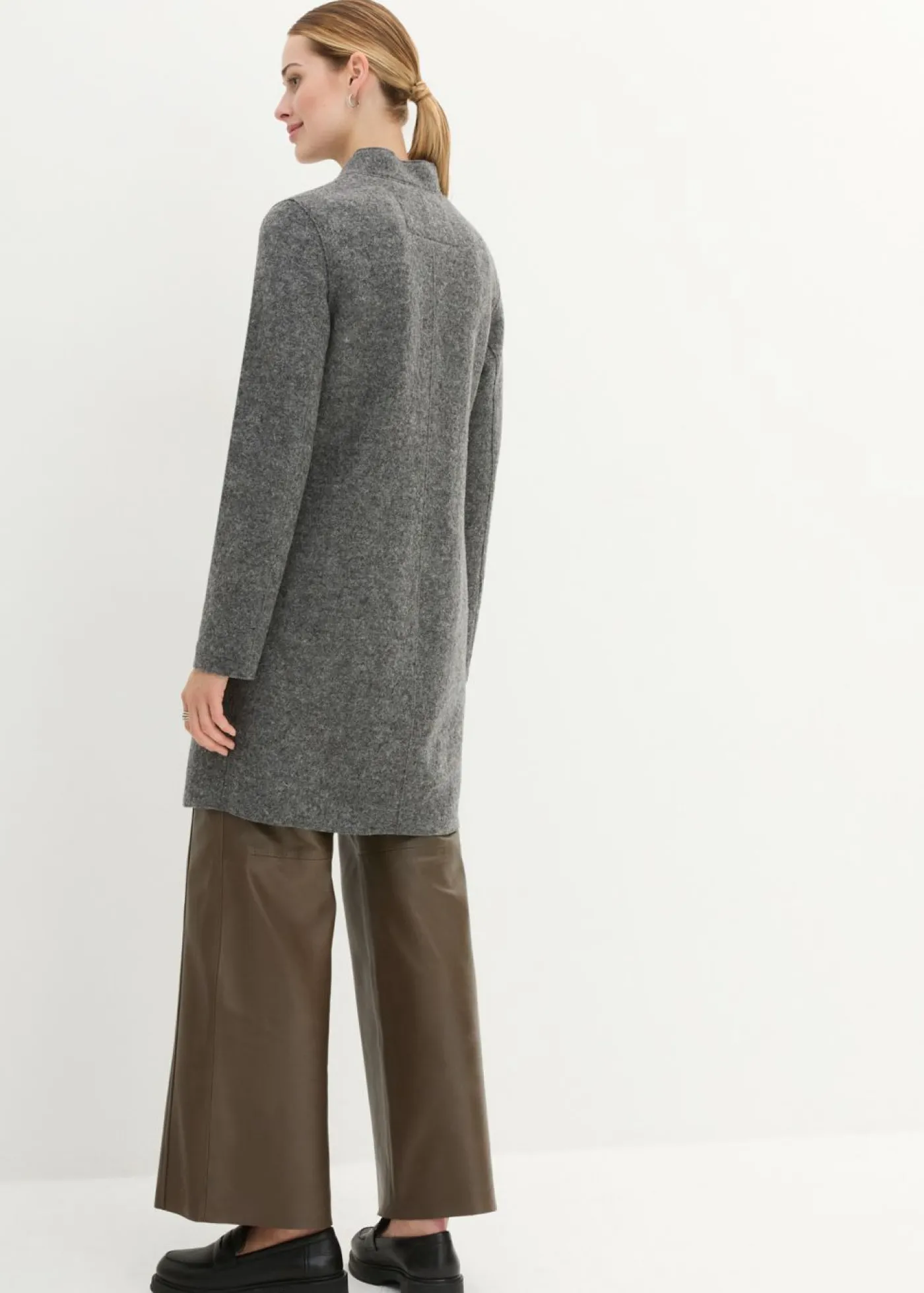 bonprix bonprix Chaquetas Y Abrigos>Abrigo corto de lana gris moteado