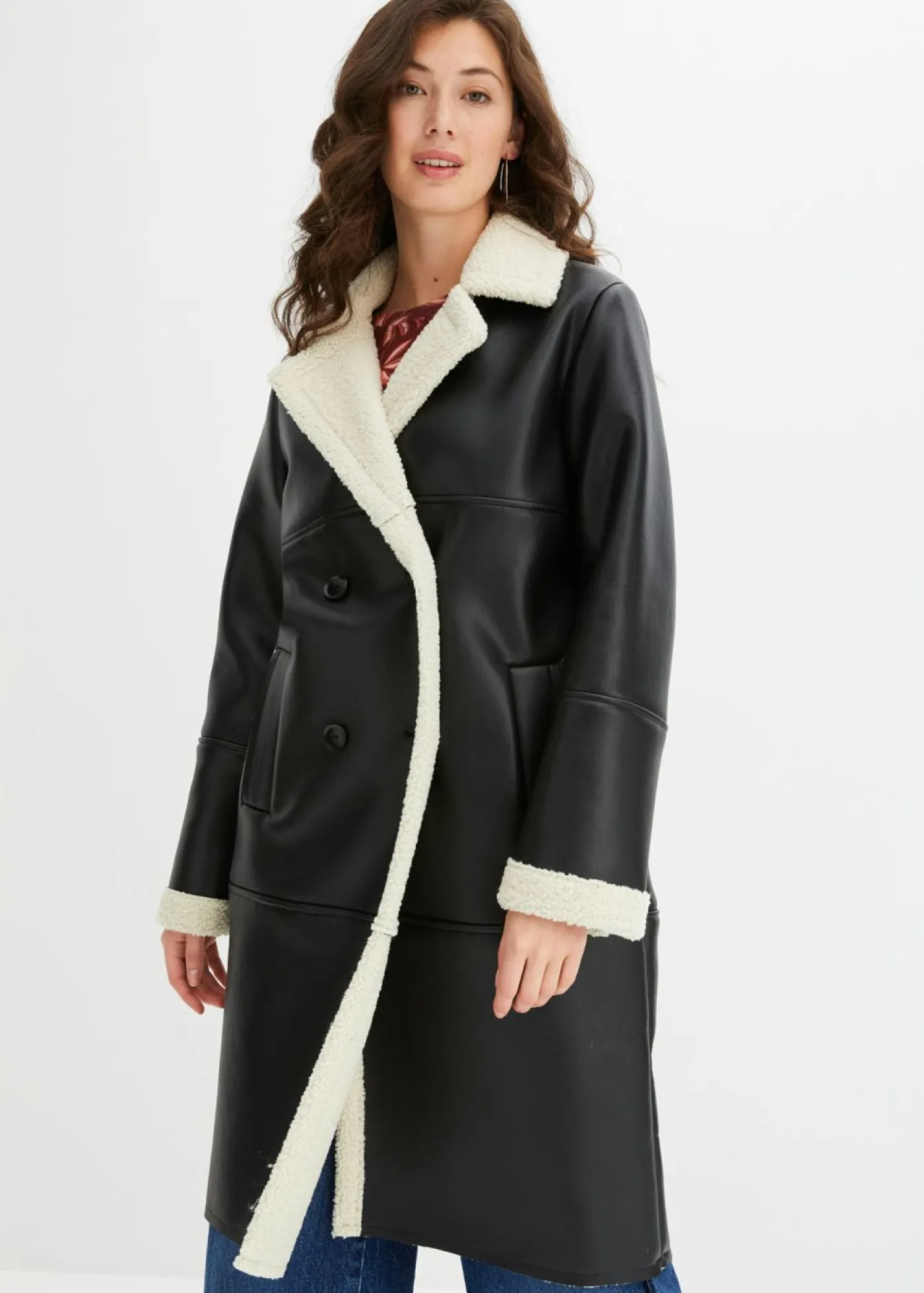 bonprix bonprix Chaquetas Y Abrigos>Abrigo de piel sintética Negro-natural