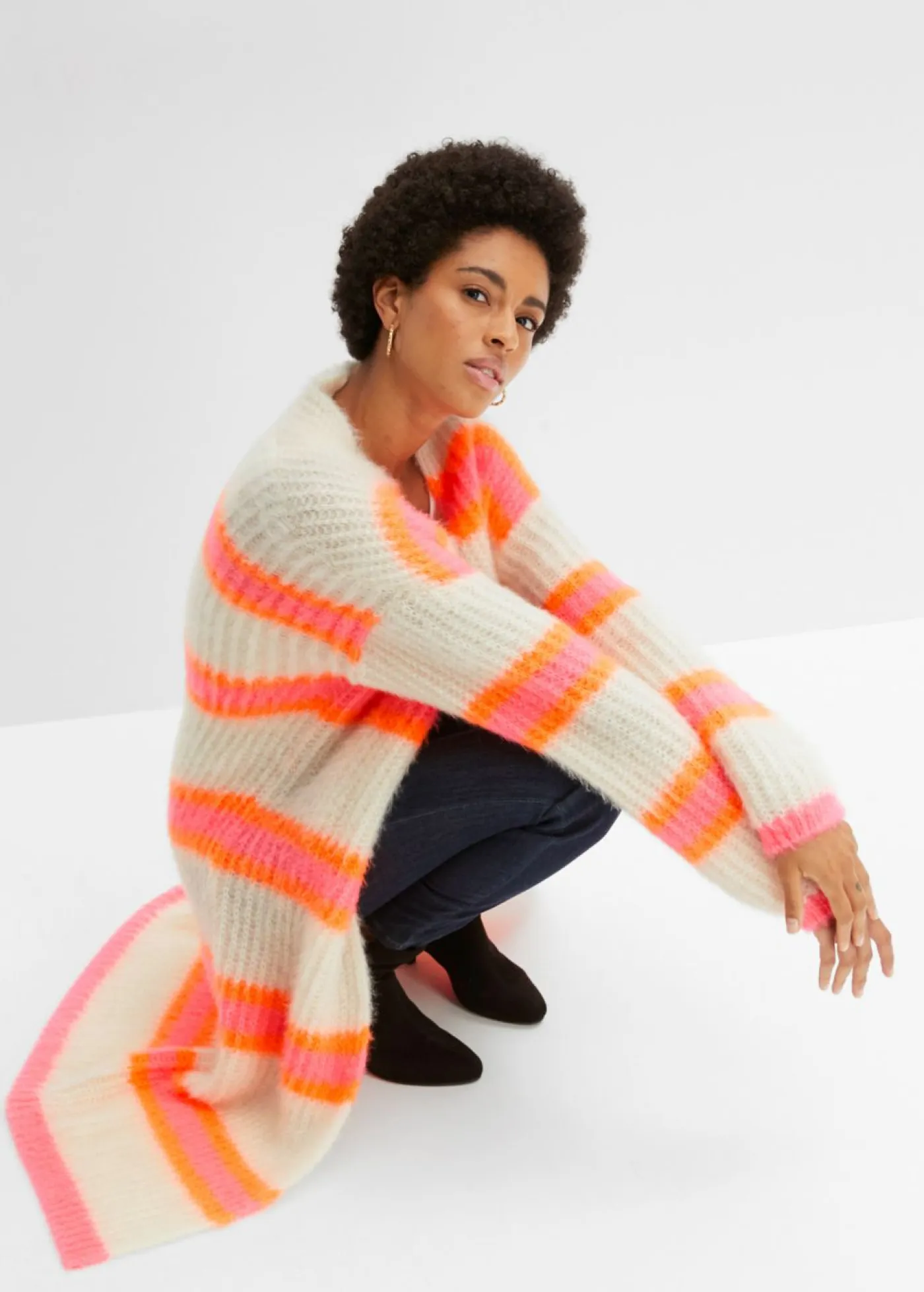 bonprix bonprix Jerséis|Ropa De Punto>Abrigo de punto oversize blanco empolvado/rosa caliente/naranja fosforito rayas horizontales