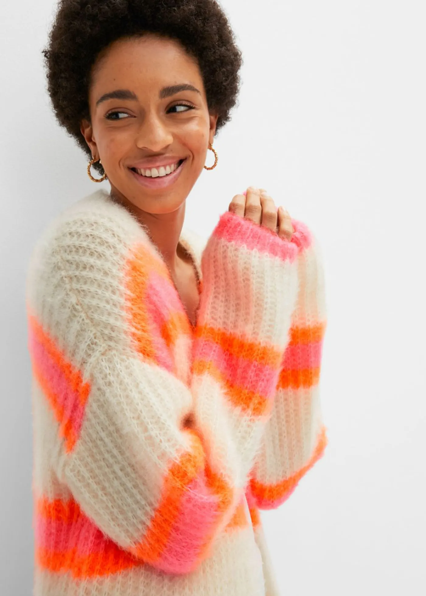 bonprix bonprix Jerséis|Ropa De Punto>Abrigo de punto oversize blanco empolvado/rosa caliente/naranja fosforito rayas horizontales