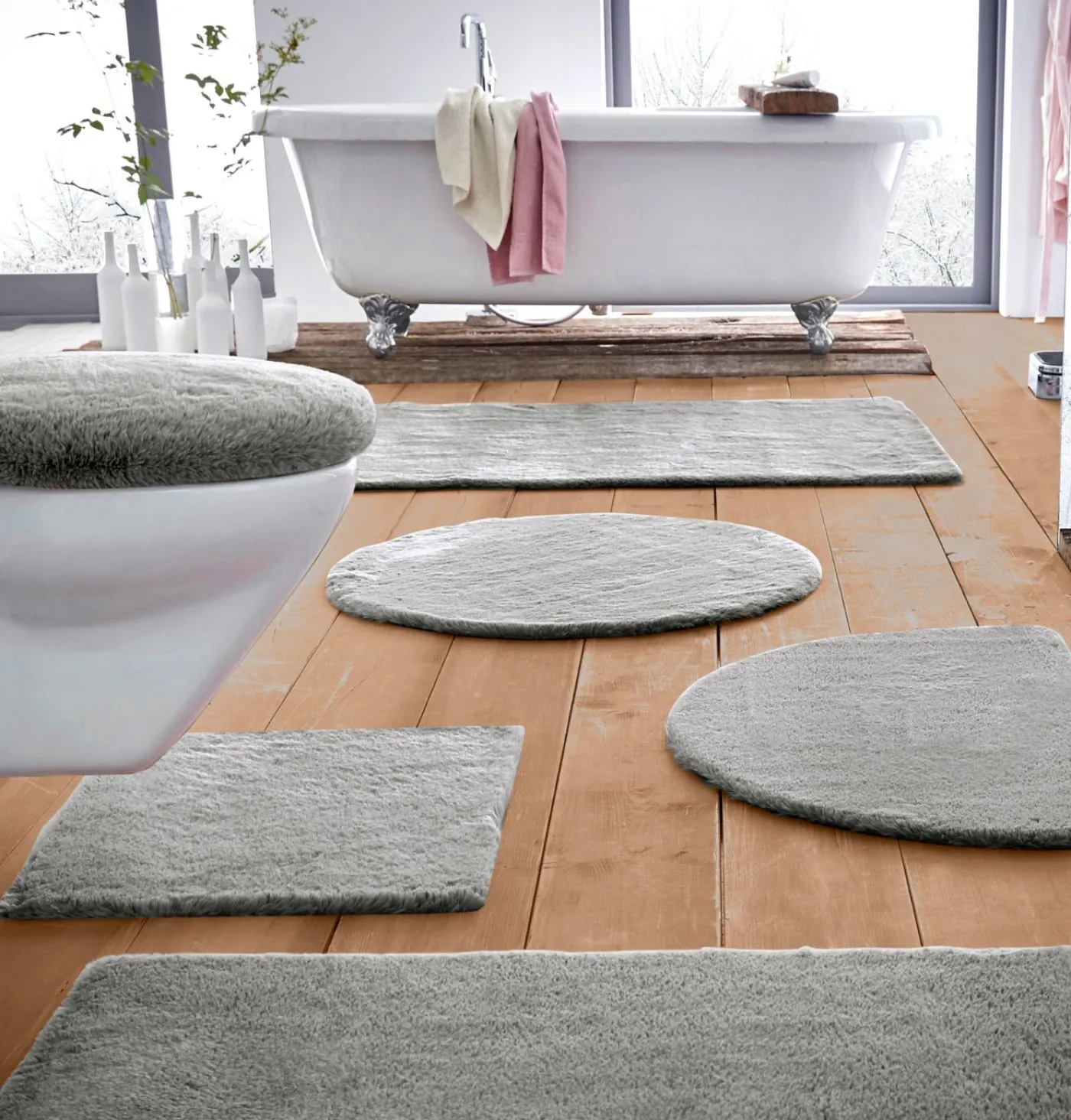 bonprix bonprix Muebles De Baño·Alfombrillas De Baño|Alfombrillas De Baño>Alfombra de baño de calidad y especialmente suave Plateado