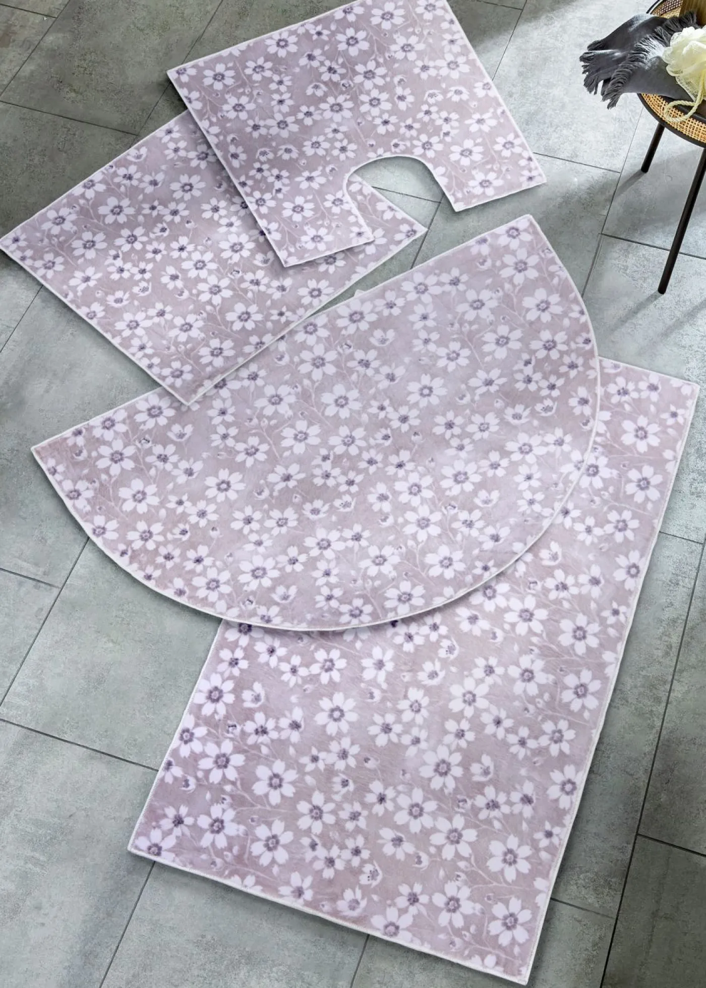 bonprix bonprix Alfombrilla de baño con estampado de flores