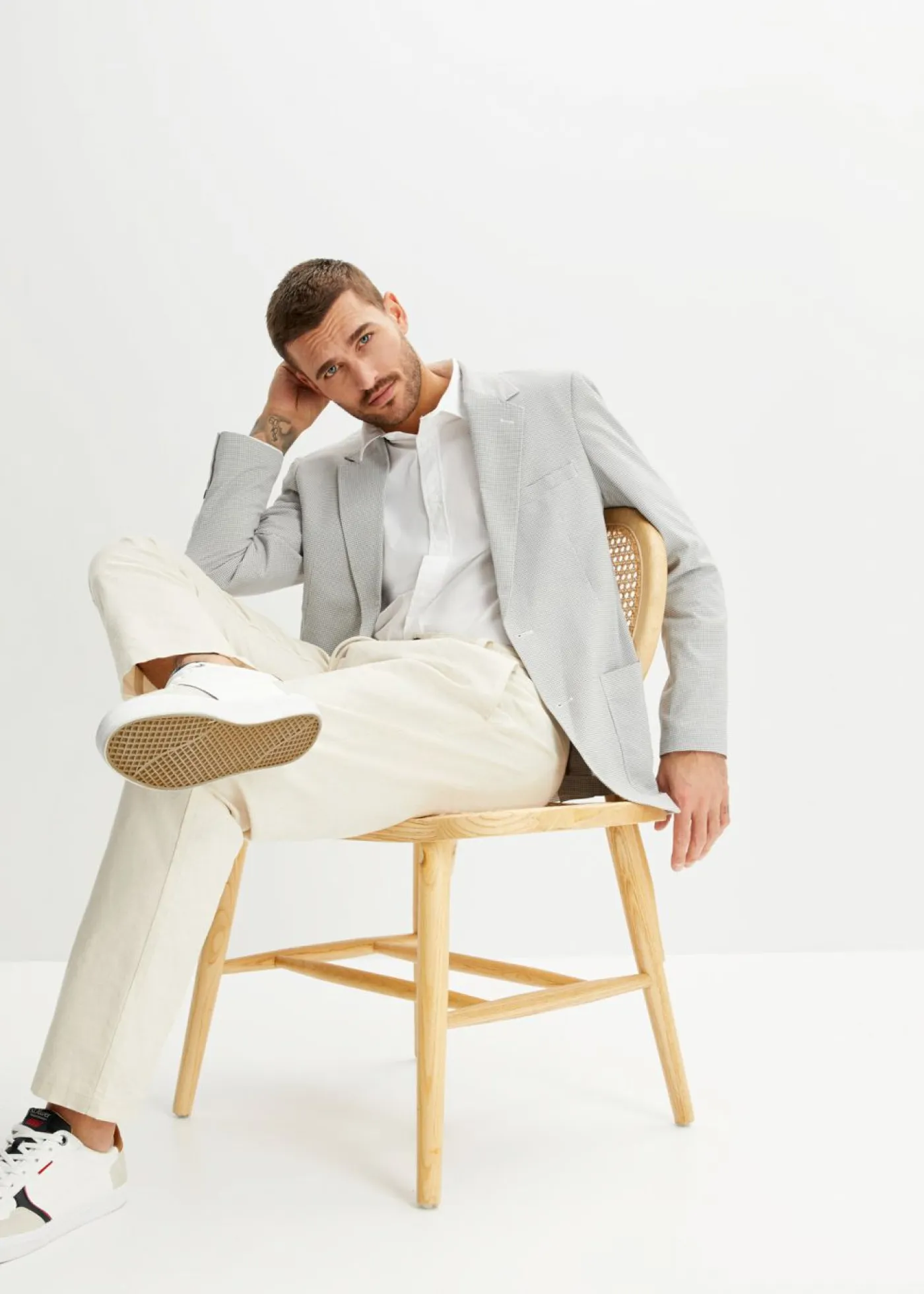 bonprix bonprix Trajes>Americana de milrayas con corte regular blanco lana/gris claro moteado