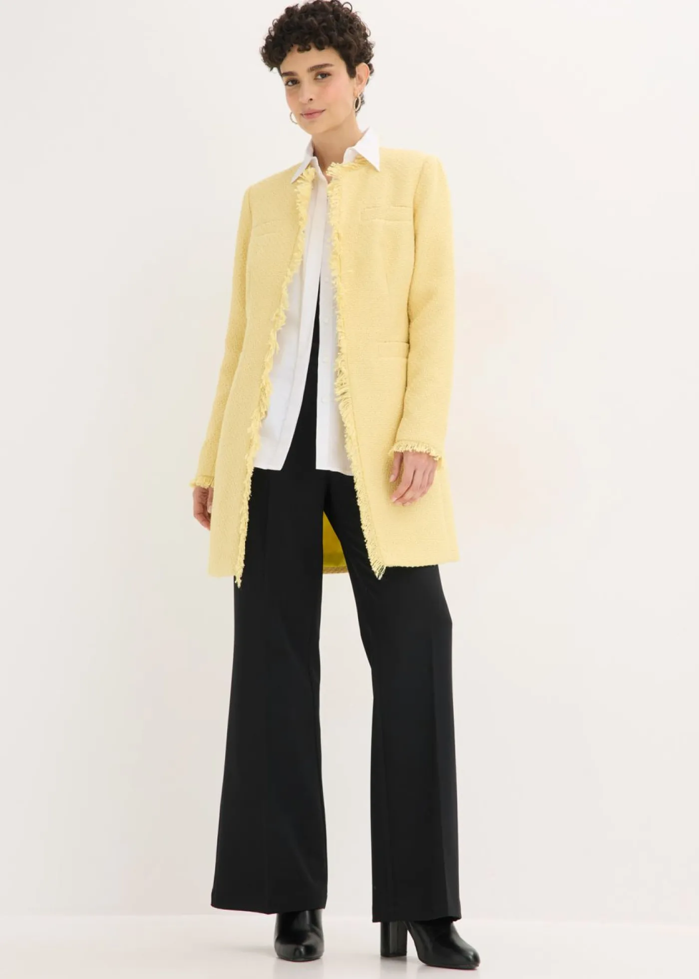 bonprix bonprix Blazers>Americana larga de bouclé Amarillo claro