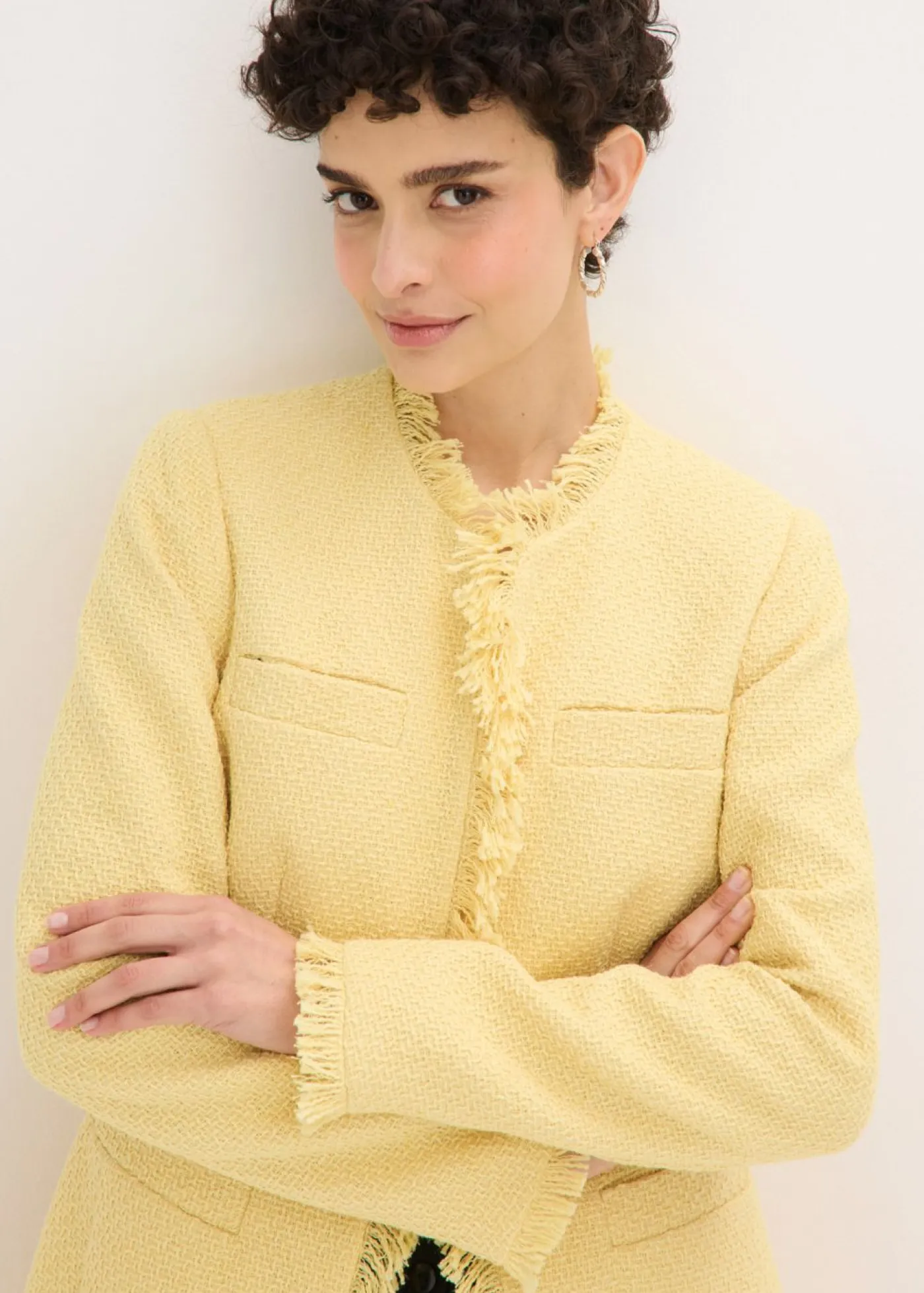bonprix bonprix Blazers>Americana larga de bouclé Amarillo claro