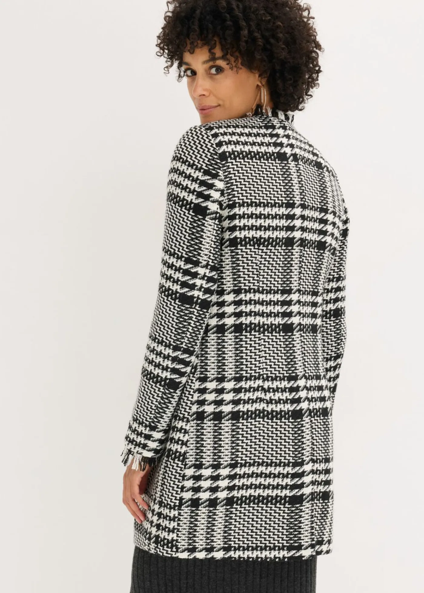 bonprix bonprix Blazers>Americana larga de bouclé Negro-blanco lana a cuadros