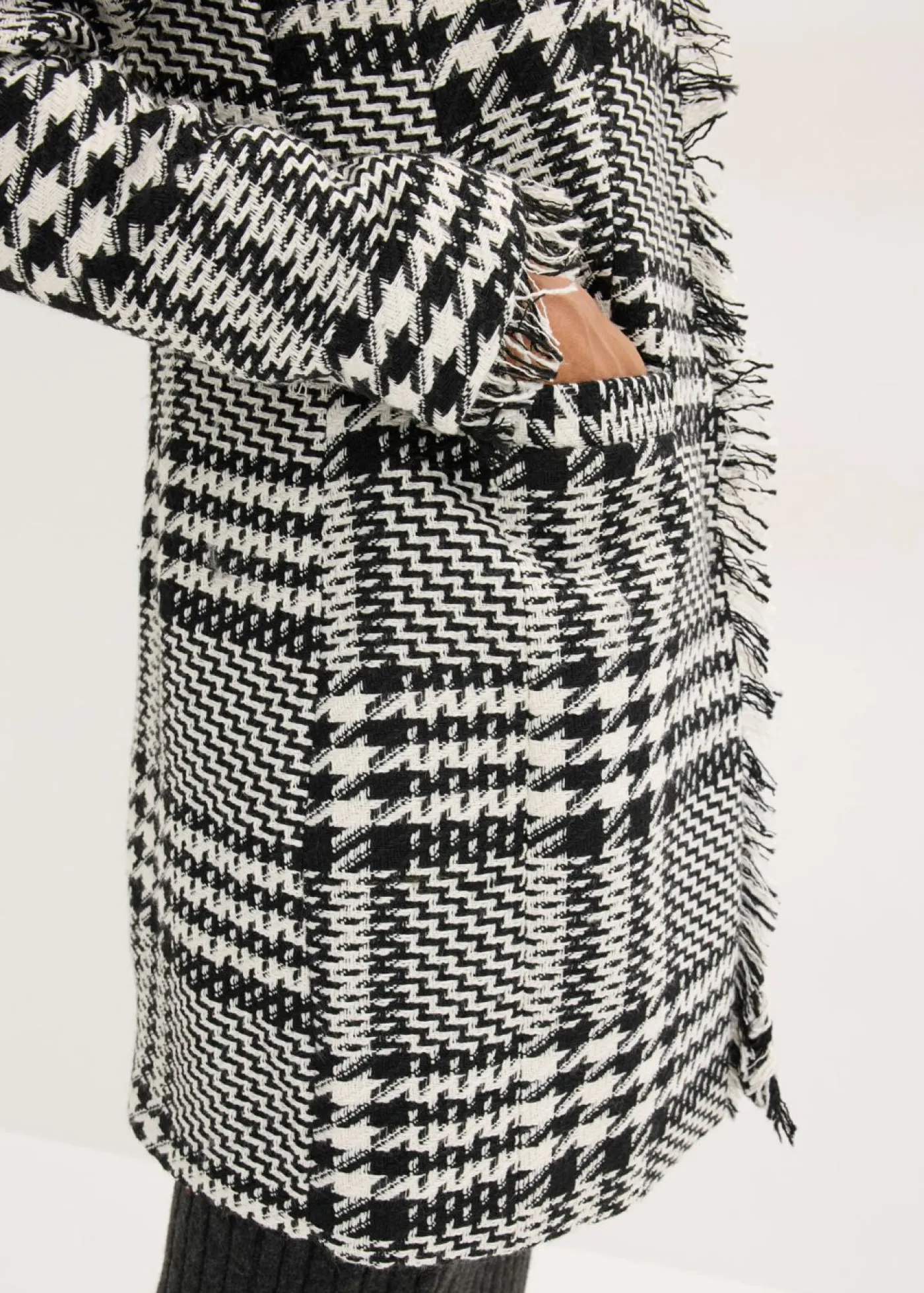 bonprix bonprix Blazers>Americana larga de bouclé Negro-blanco lana a cuadros