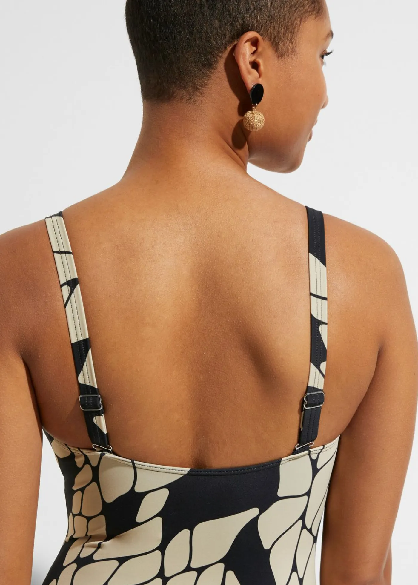 bonprix bonprix Vestidos Moldeadores|Bañadores>Bañador con efecto moldeador medio y escote en V Negro-beige