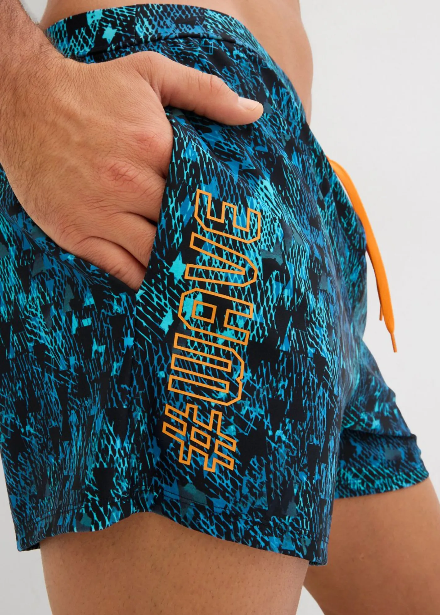 bonprix bonprix Trajes De Baño|Ropa De Playa>Bañador de hombre Negro/verde con estampado gráfico