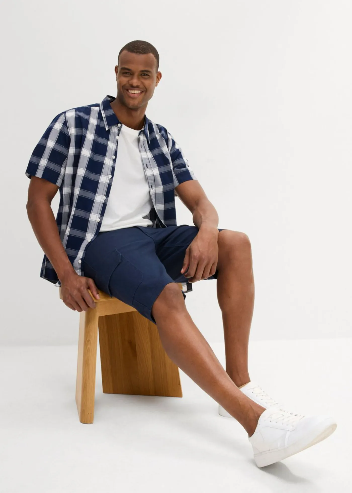 Hombre bonprix bonprix Bermudas elásticas con corte ajustado