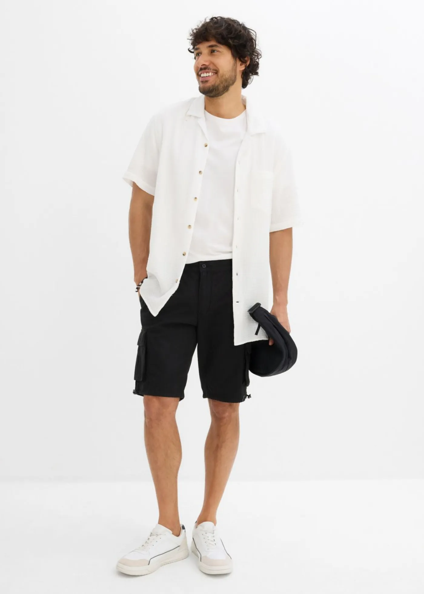 Hombre bonprix bonprix Bermudas tipo cargo con cinturilla elástica y corte regular