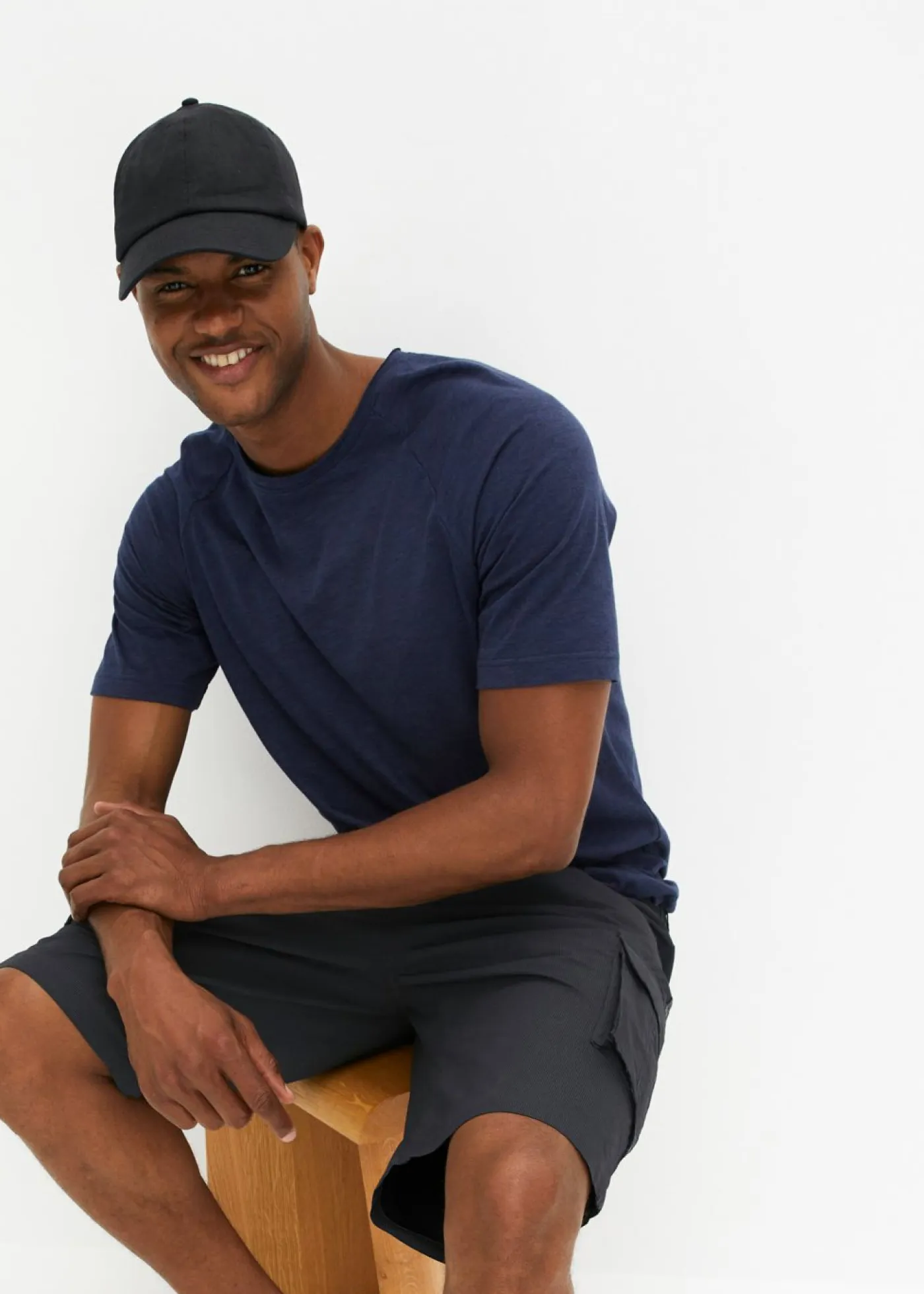 bonprix bonprix Shorts|Pantalones>Bermudas tipo cargo de algodón puro con corte relajado Negro + gris ahumado