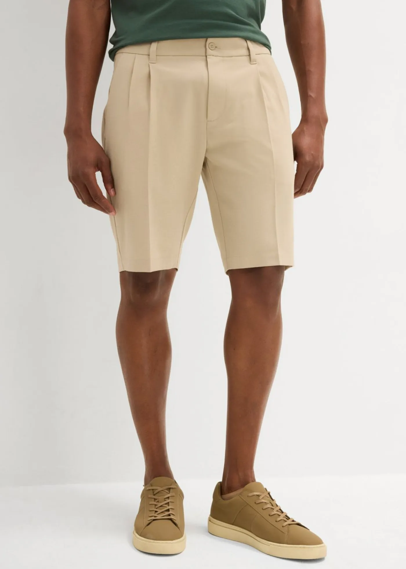 Hombre bonprix bonprix Bermudas tipo chino con pinzas y corte recto
