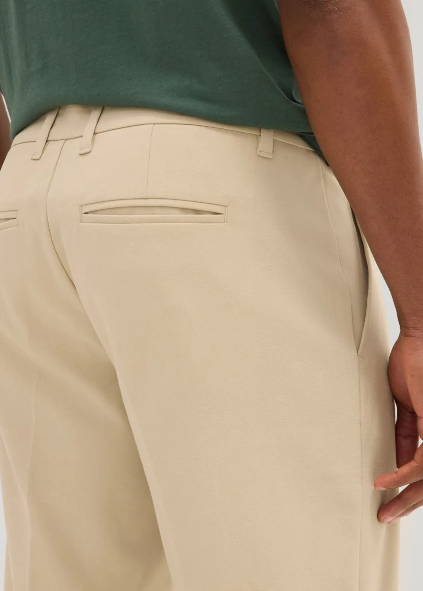 Hombre bonprix bonprix Bermudas tipo chino con pinzas y corte recto