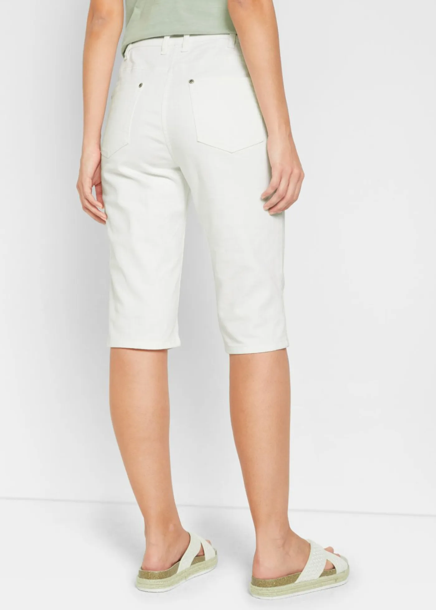 bonprix bonprix Shorts|Vaqueros>Bermudas vaqueras, elásticas, con bajo enrollado Blanco