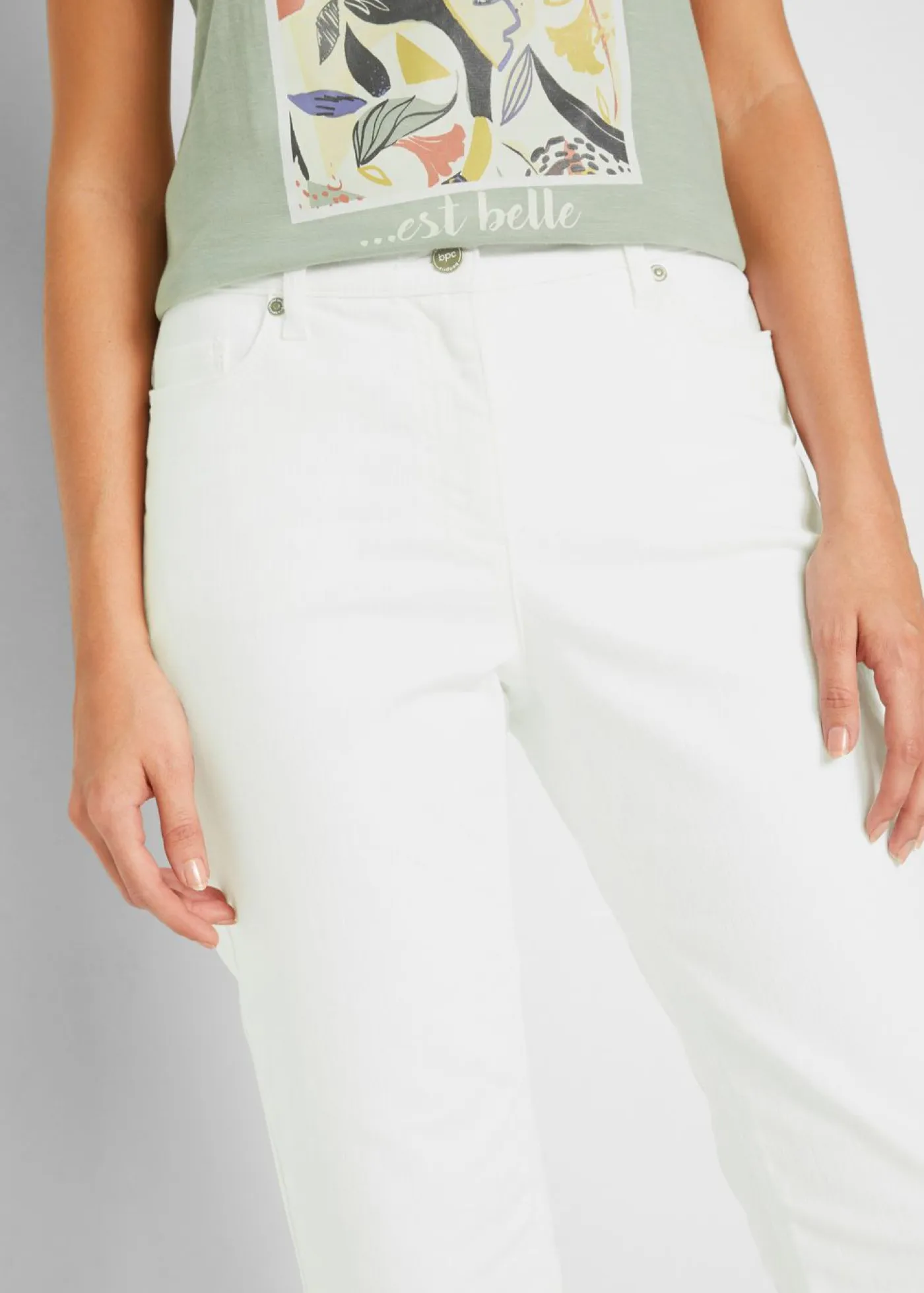 bonprix bonprix Shorts|Vaqueros>Bermudas vaqueras, elásticas, con bajo enrollado Blanco