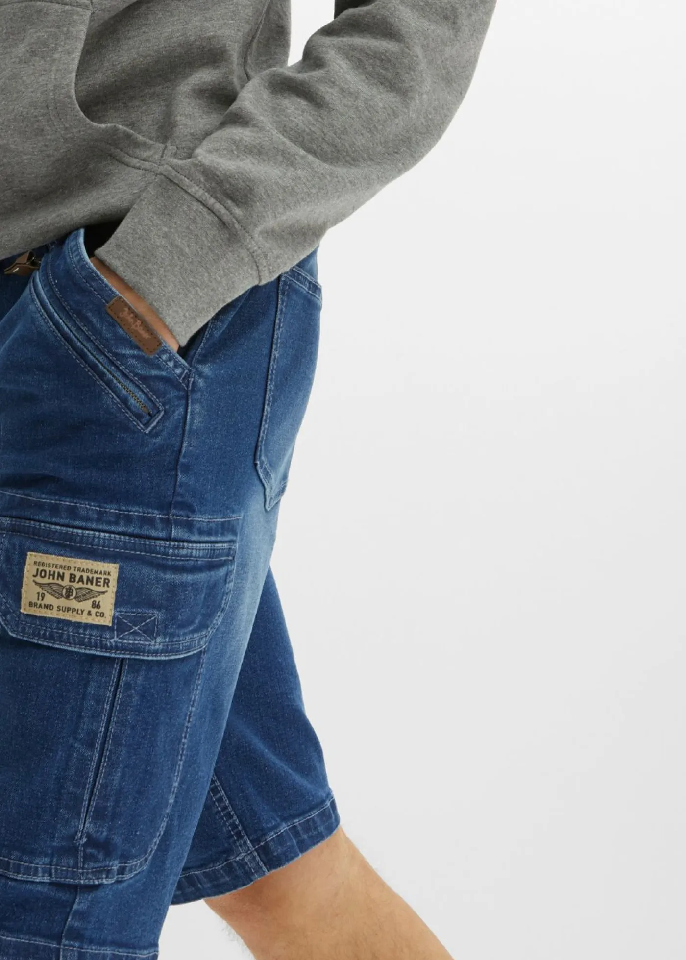 bonprix bonprix Shorts|Vaqueros>Bermudas vaqueras elásticas tipo cargo con corte regular Denim medio