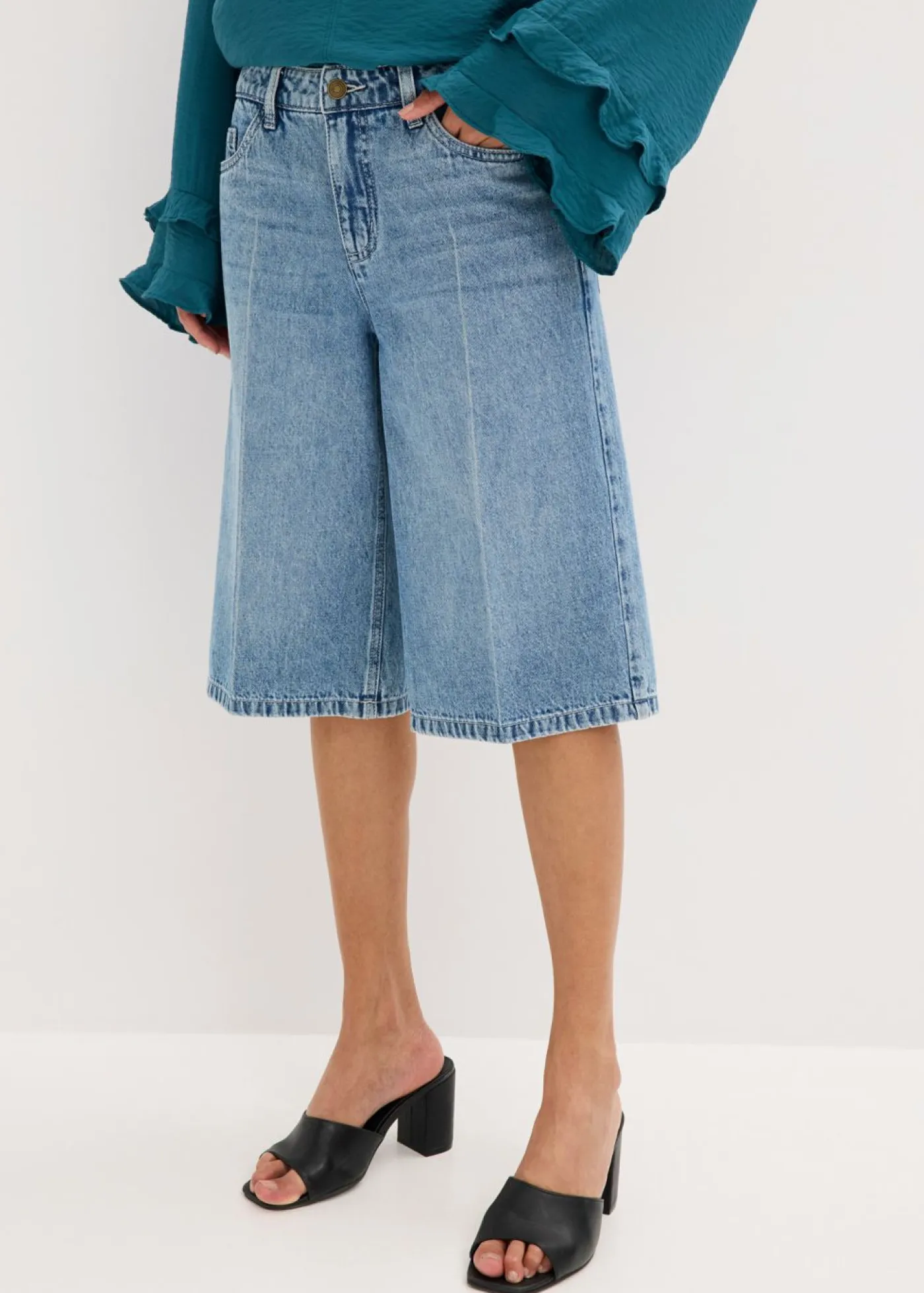 bonprix bonprix Shorts|Vaqueros>Bermudas vaqueras mid waist, low stretch Denim desgastado