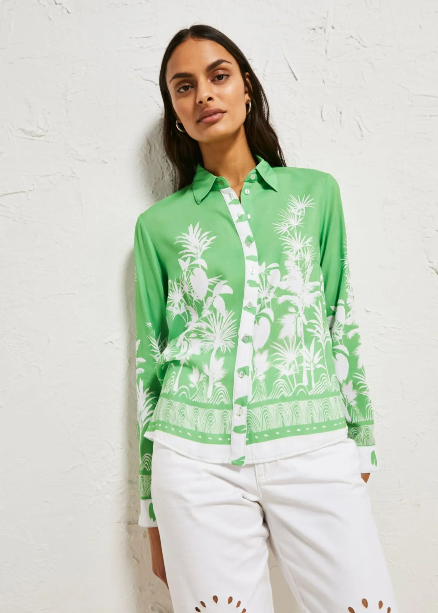 bonprix bonprix Camisas Y Blusas>Blusa asimétrica de viscosa fluida Verde vibrante/blanco estampado