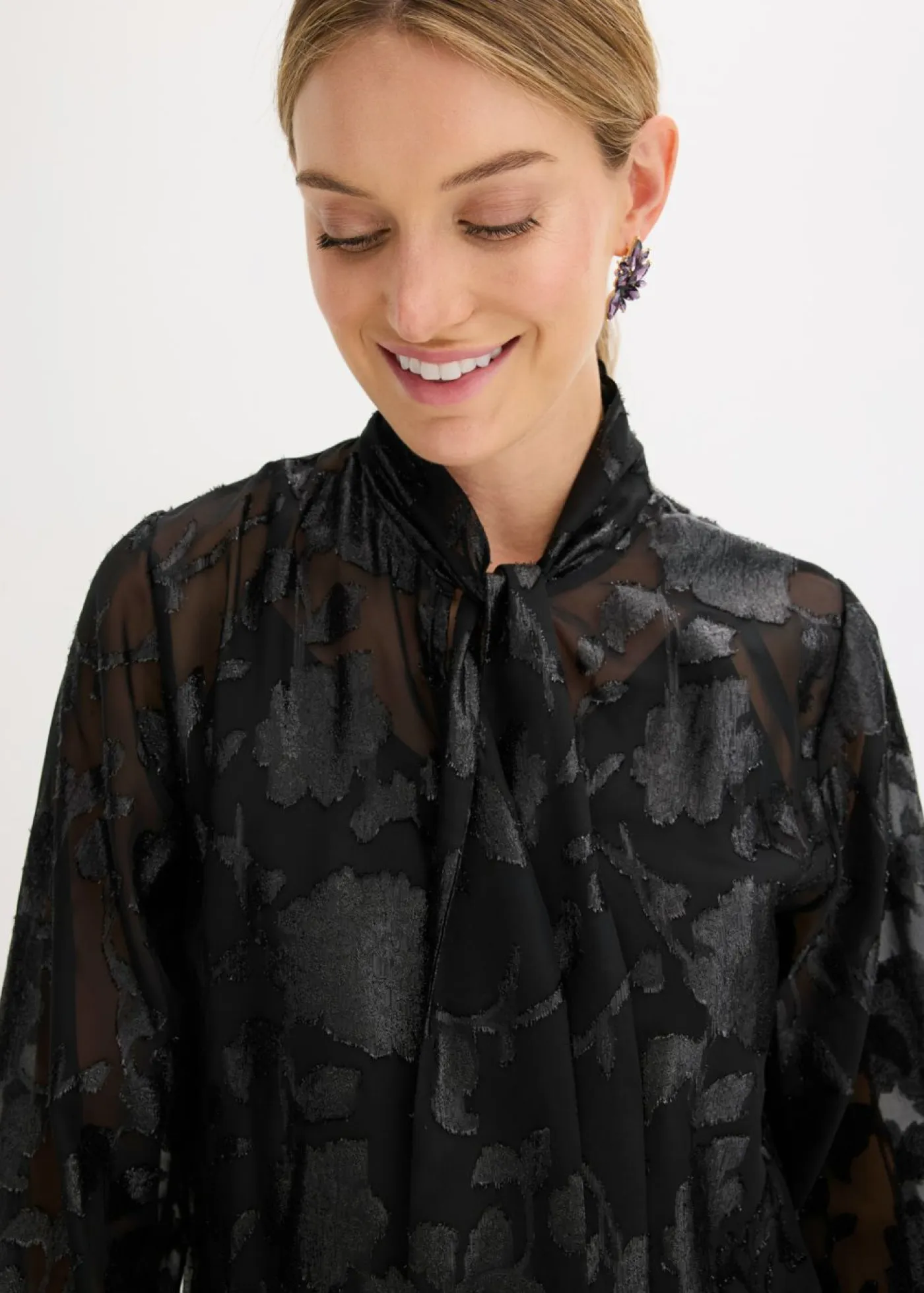 bonprix bonprix Camisas Y Blusas|Ropa Elegante>Blusa con bordado Negro