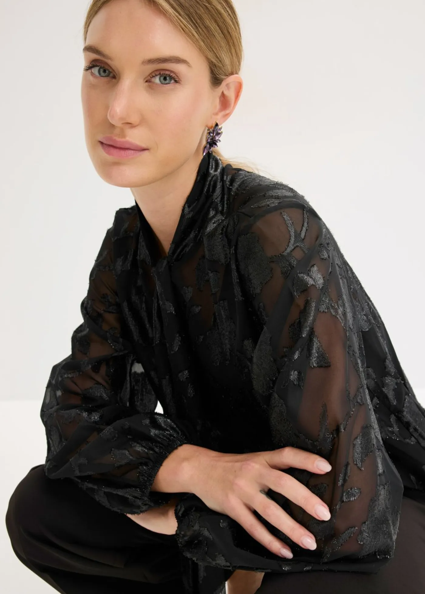 bonprix bonprix Camisas Y Blusas|Ropa Elegante>Blusa con bordado Negro