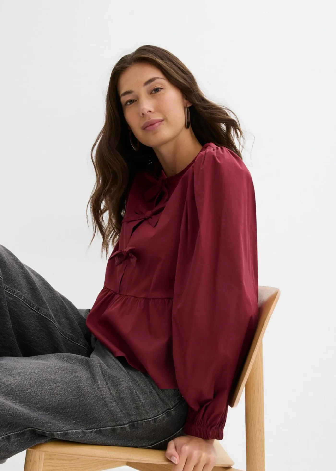 bonprix bonprix Camisas Y Blusas>Blusa con detalles de lazo Rojo rubí