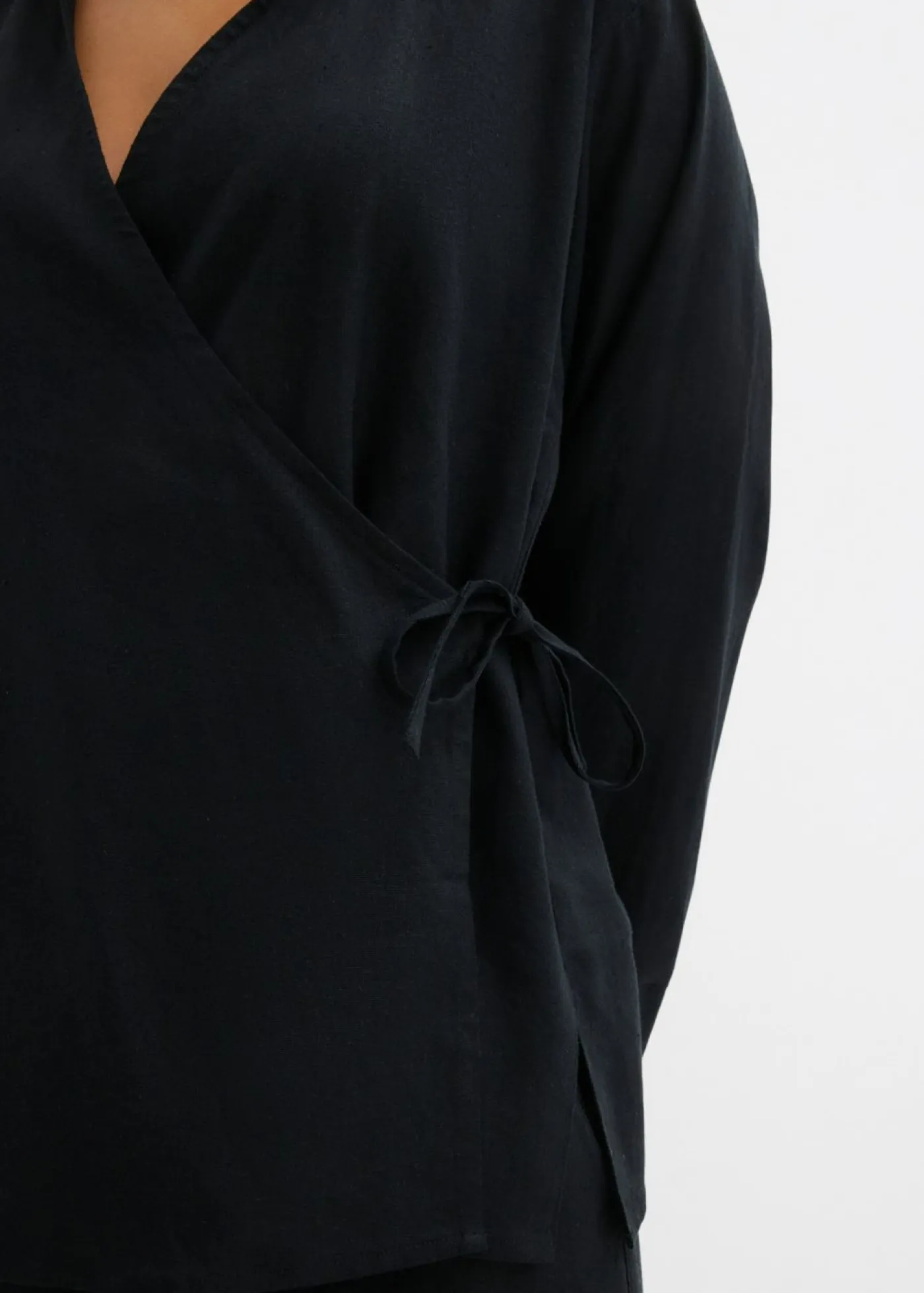 Mujer bonprix bonprix Blusa cruzada de mezcla de lino