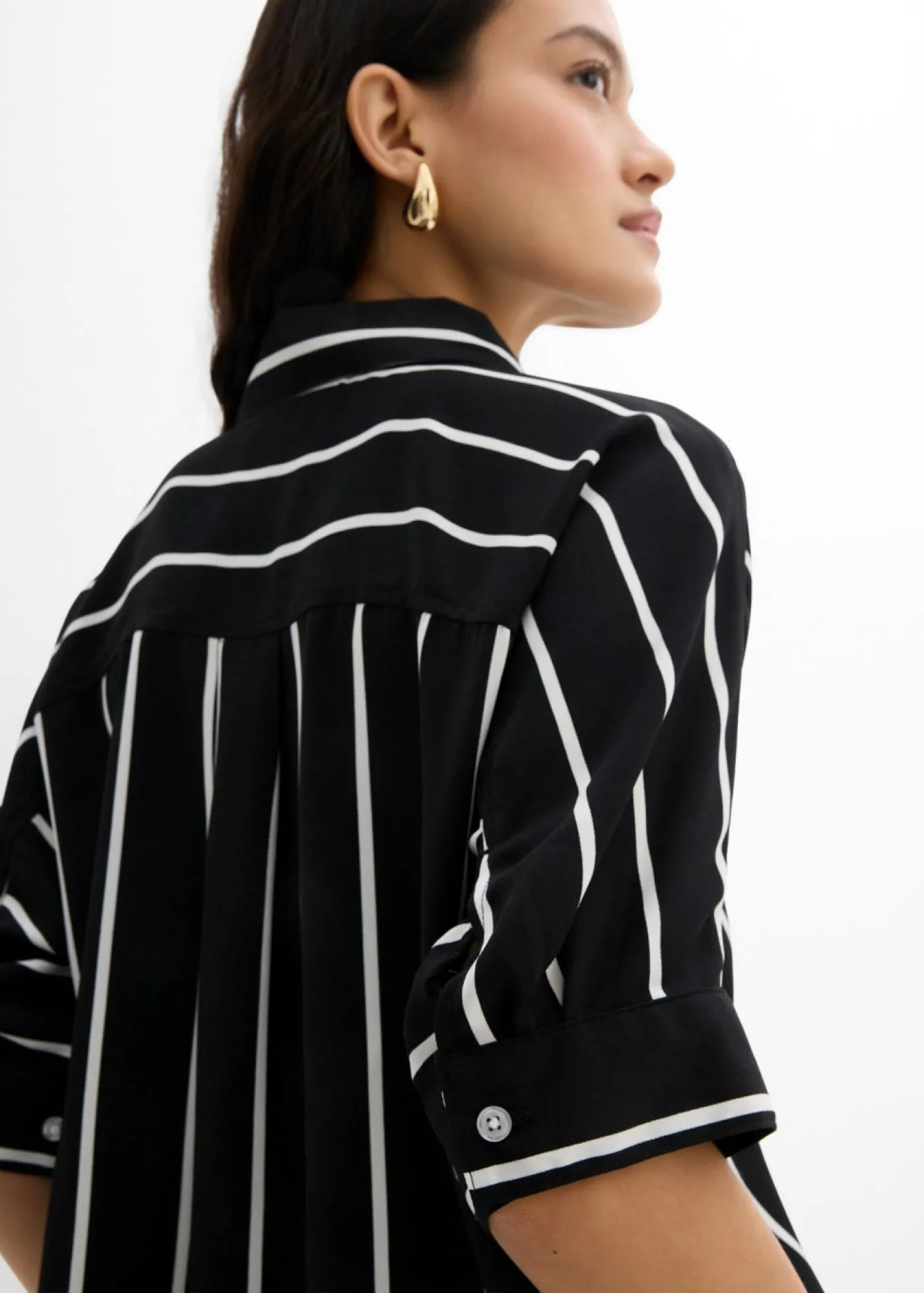 Mujer bonprix bonprix Blusa de manga corta con crepé estructurado