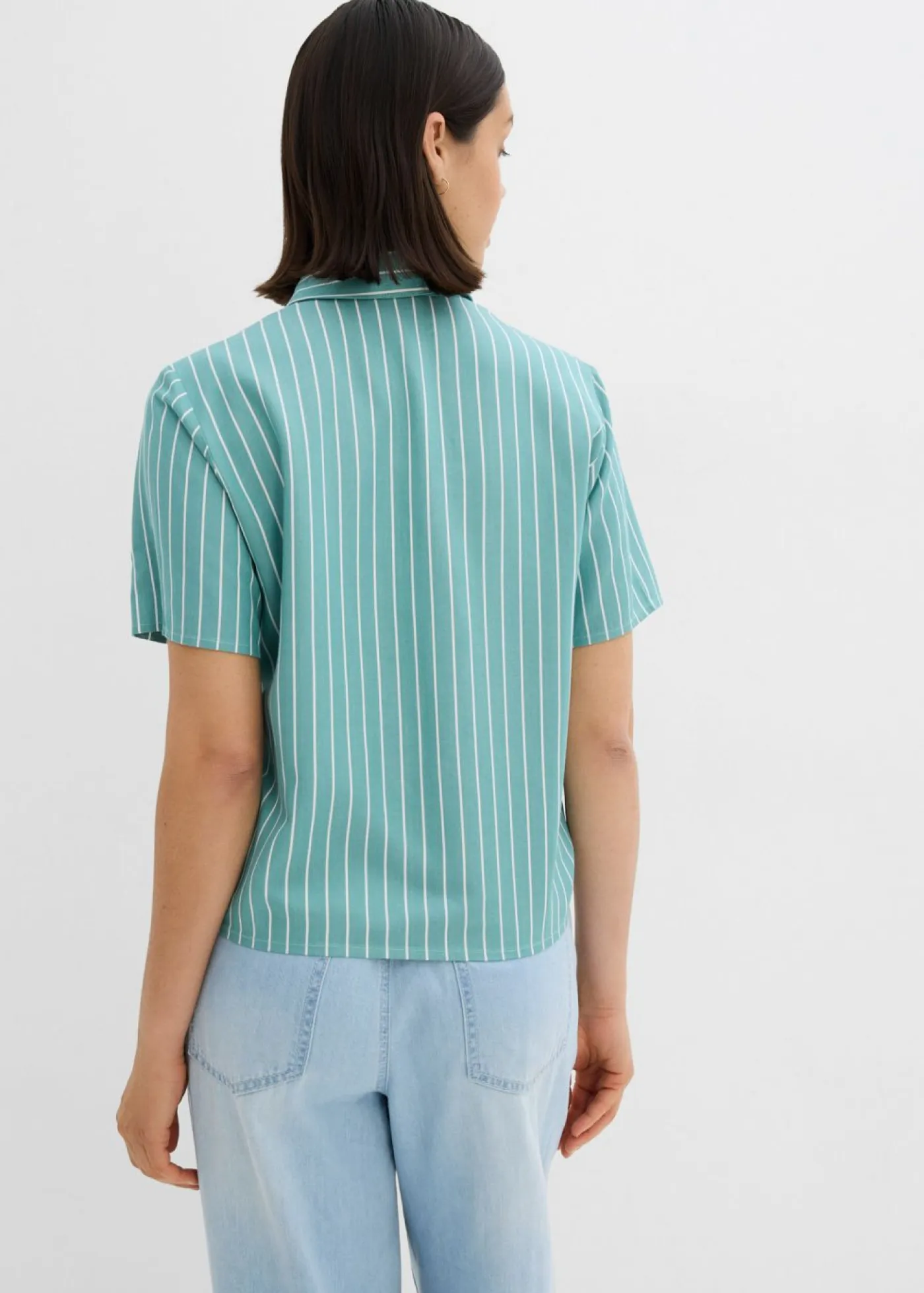 Mujer bonprix bonprix Blusa de manga corta con detalle de nudo y diseño a rayas