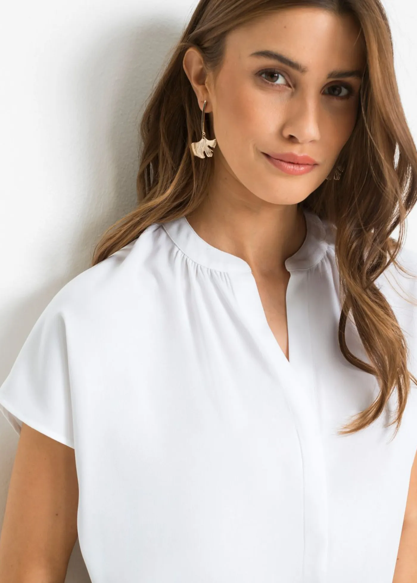 Mujer bonprix bonprix Blusa de manga corta con botones ocultos