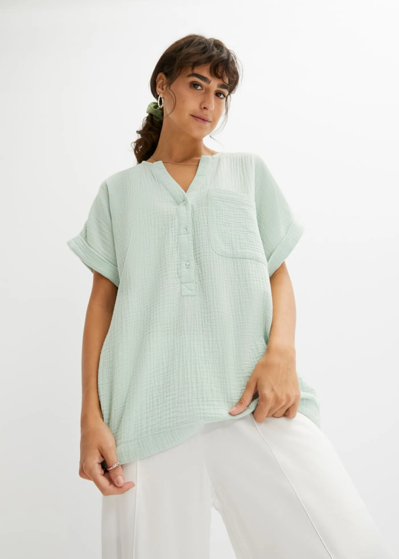 bonprix bonprix Camisas Y Blusas>Blusa de manga corta de muselina Verde pastel