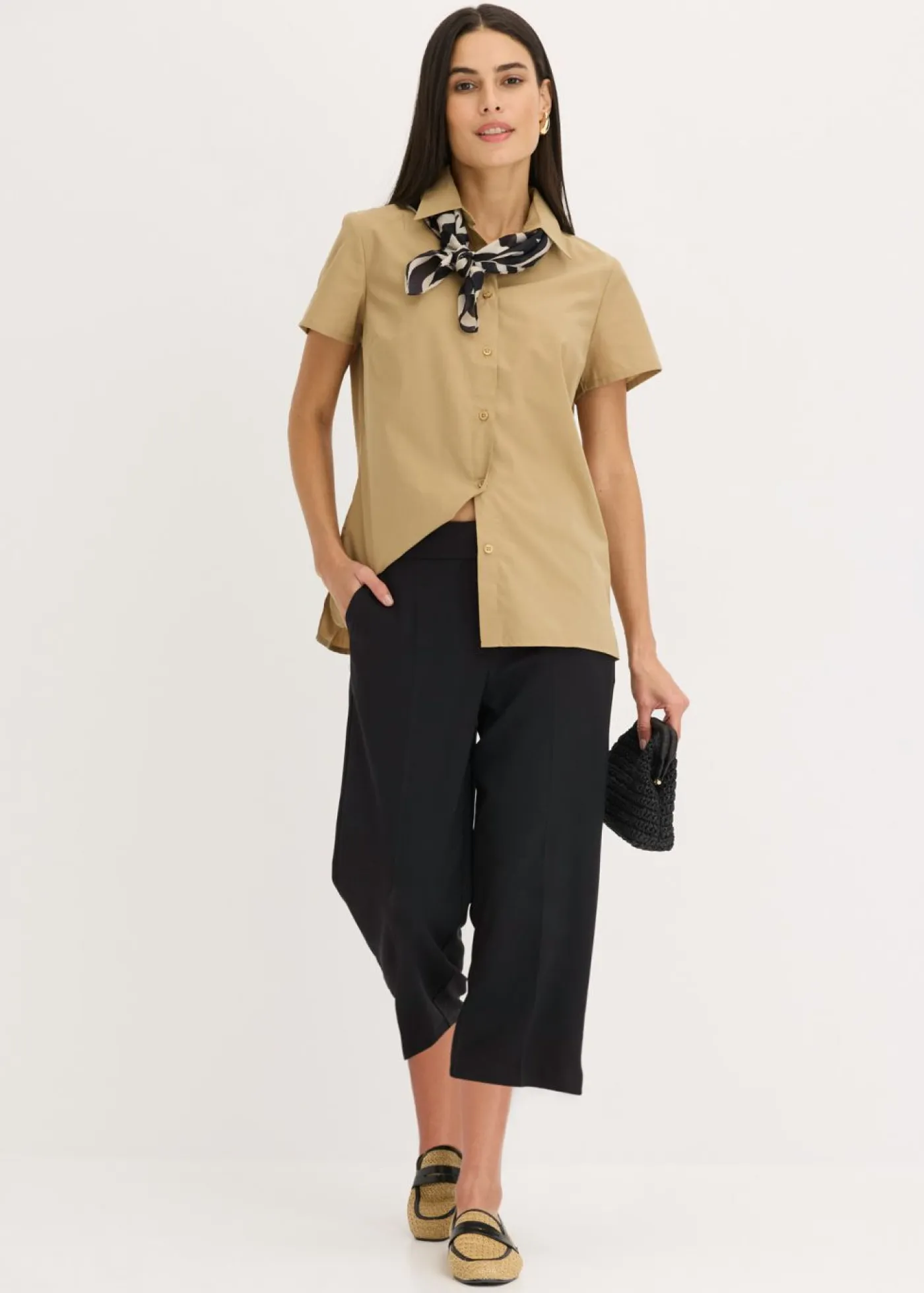 bonprix bonprix Camisas Y Blusas>Blusa de manga corta de popelín oliva pálido