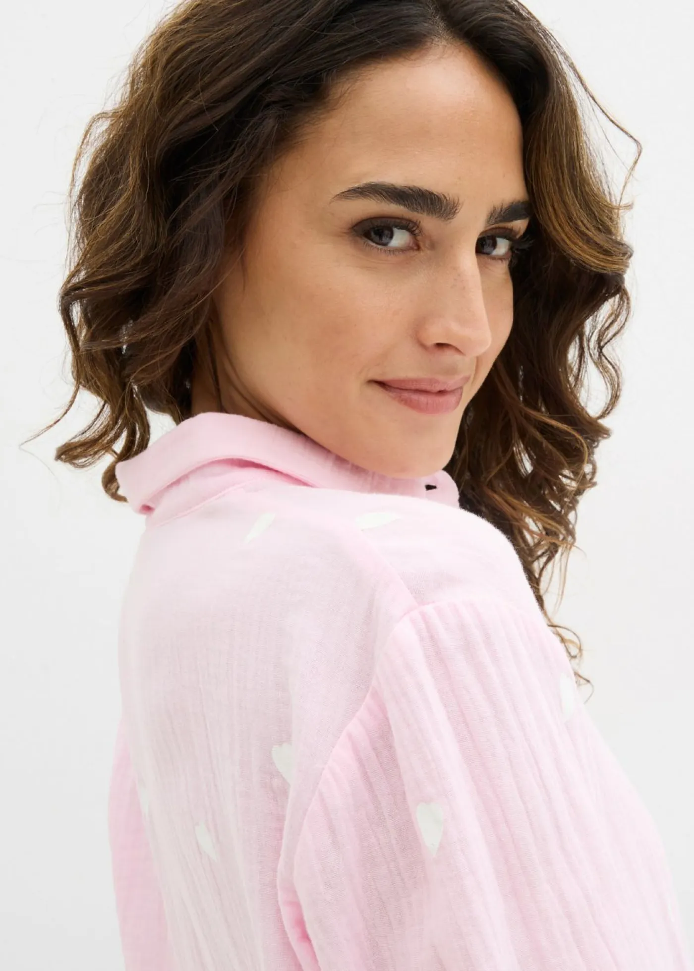 Mujer bonprix bonprix Blusa de muselina con corazones