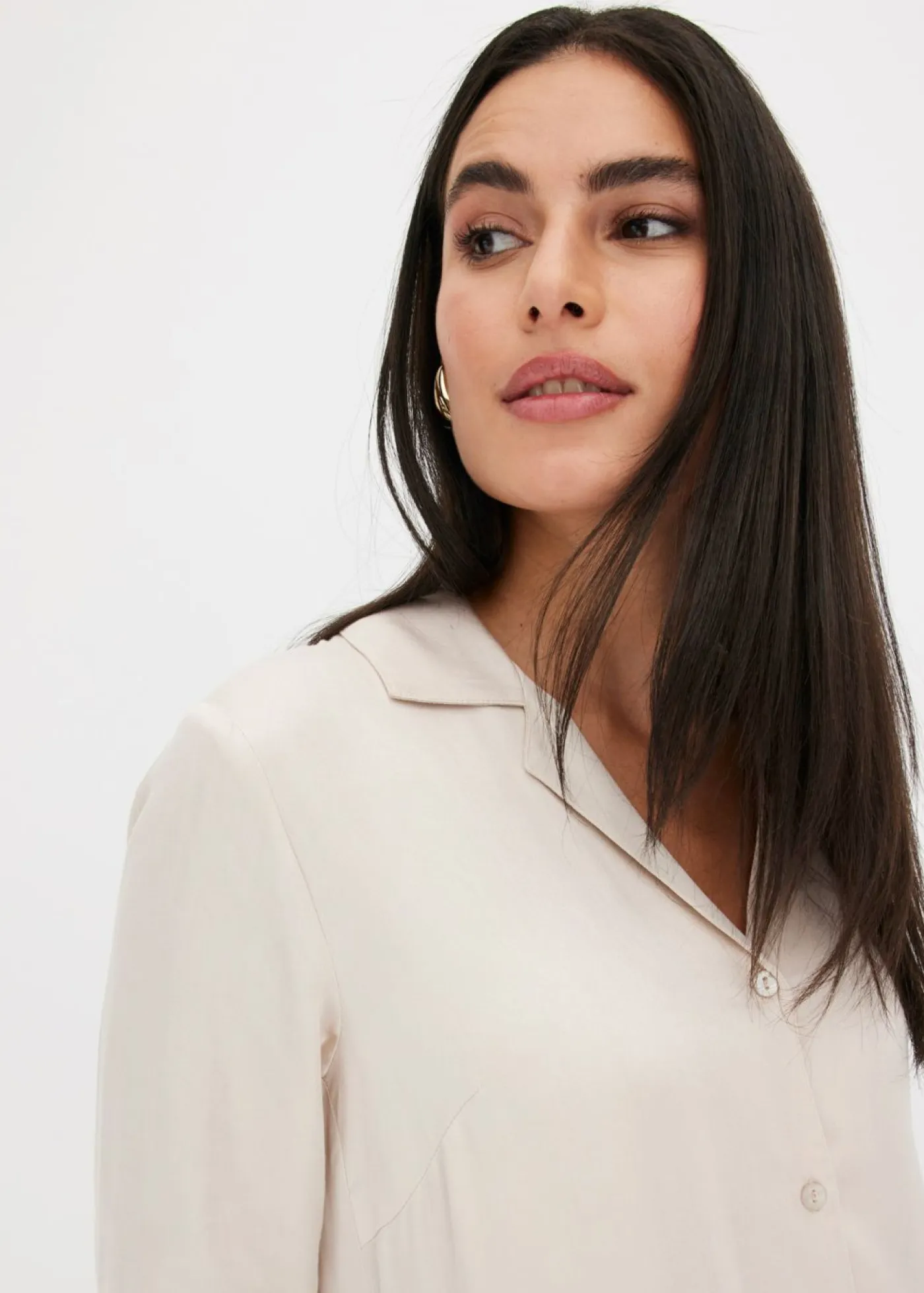 bonprix bonprix Camisas Y Blusas>Blusa de satén fino Arena claro