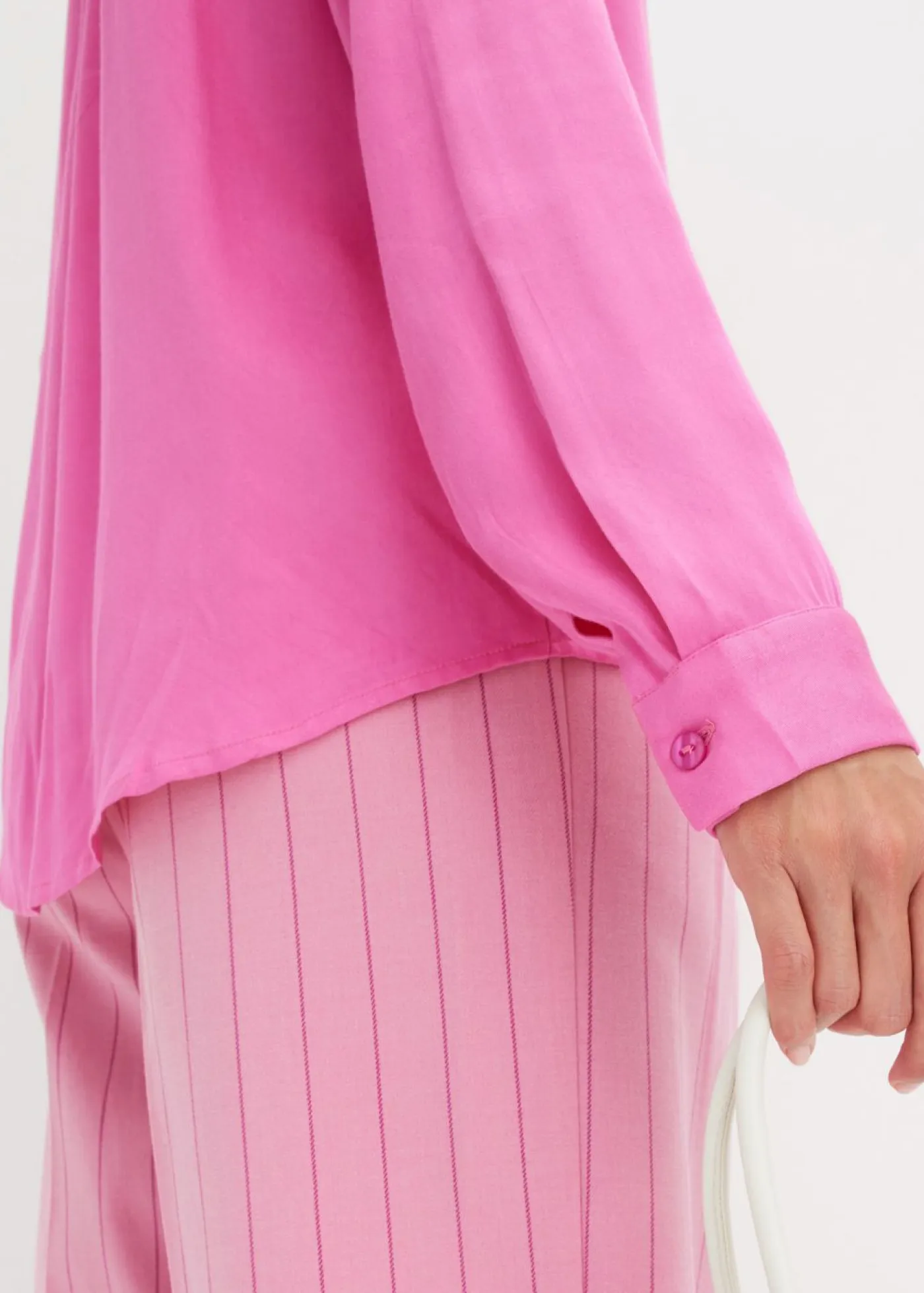 bonprix bonprix Camisas Y Blusas>Blusa de satén fino Fucsia claro