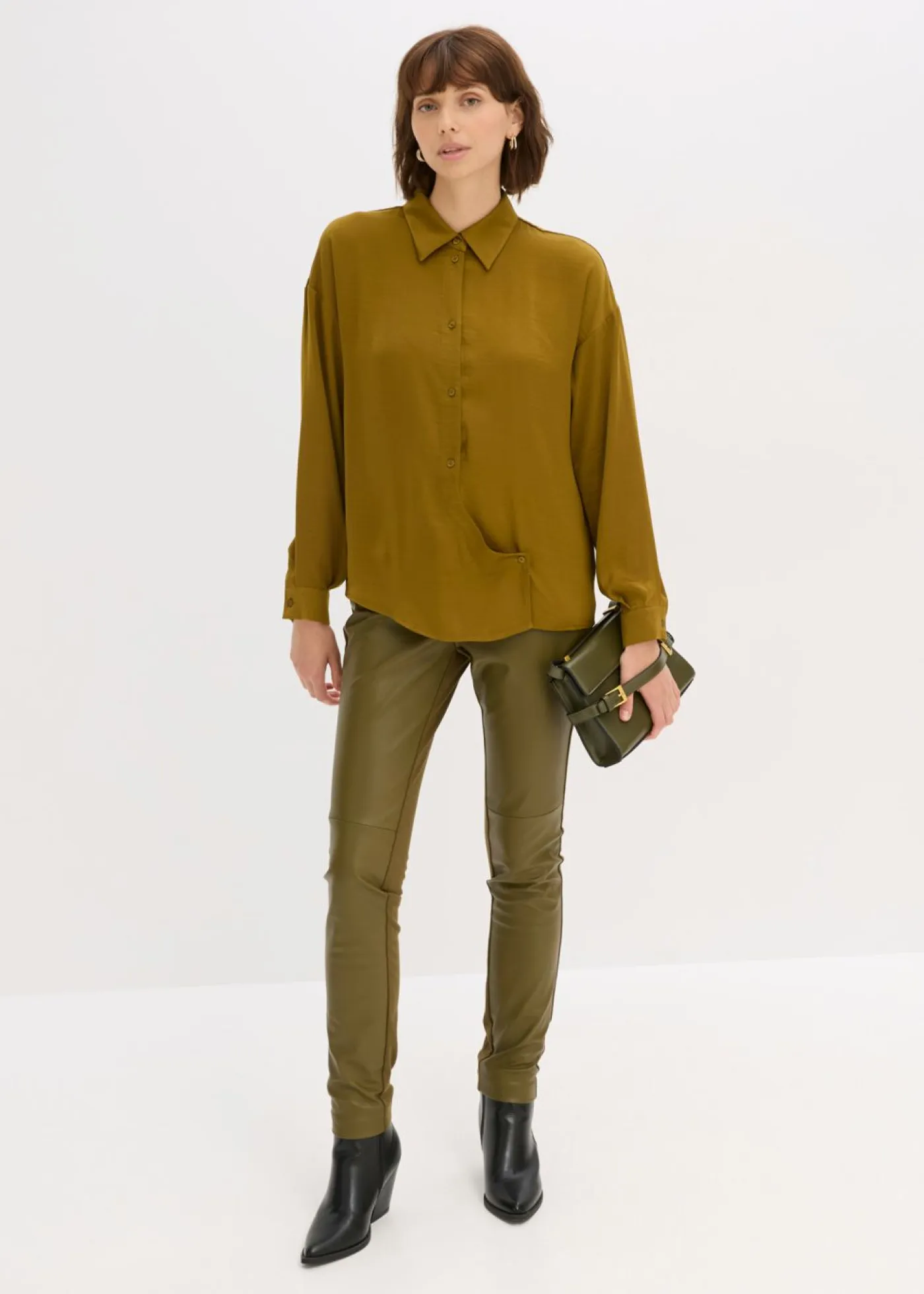 bonprix bonprix Esenciales|Camisas Y Blusas>Blusa de satén fluido Verde tierra