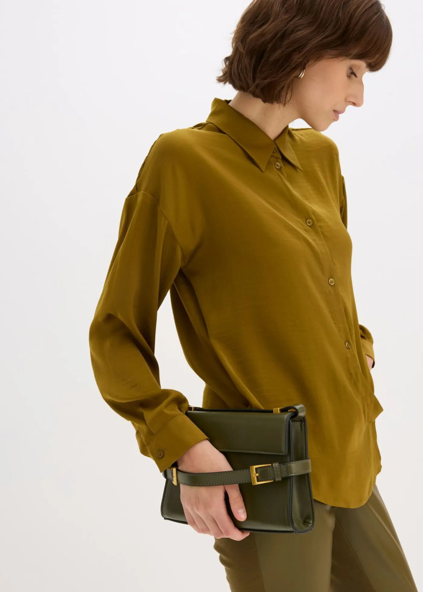 bonprix bonprix Esenciales|Camisas Y Blusas>Blusa de satén fluido Verde tierra