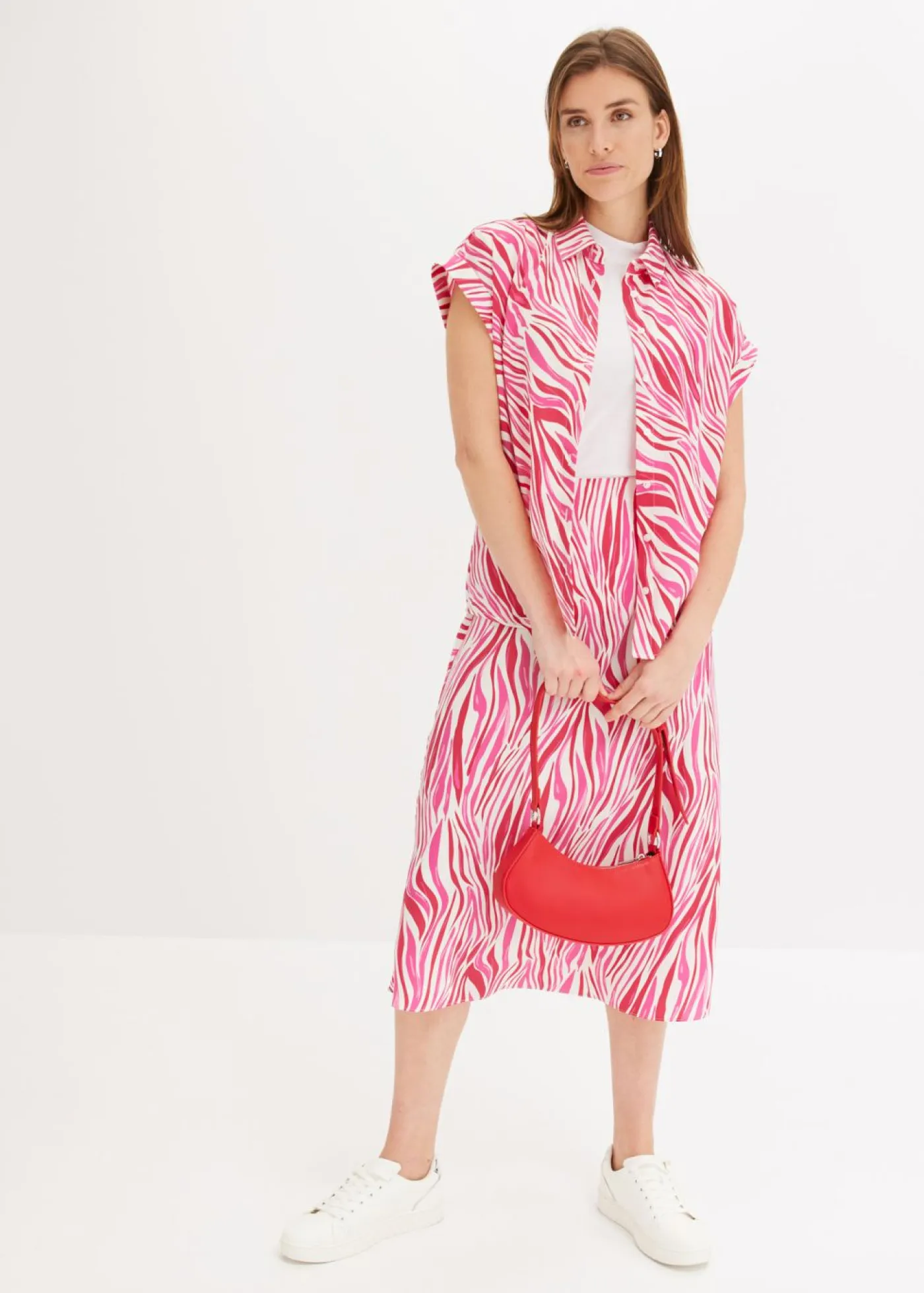 bonprix bonprix Conjuntos De Ropa|Camisas Y Blusas>Blusa de satén fluido crema/rosa con estampado gráfico