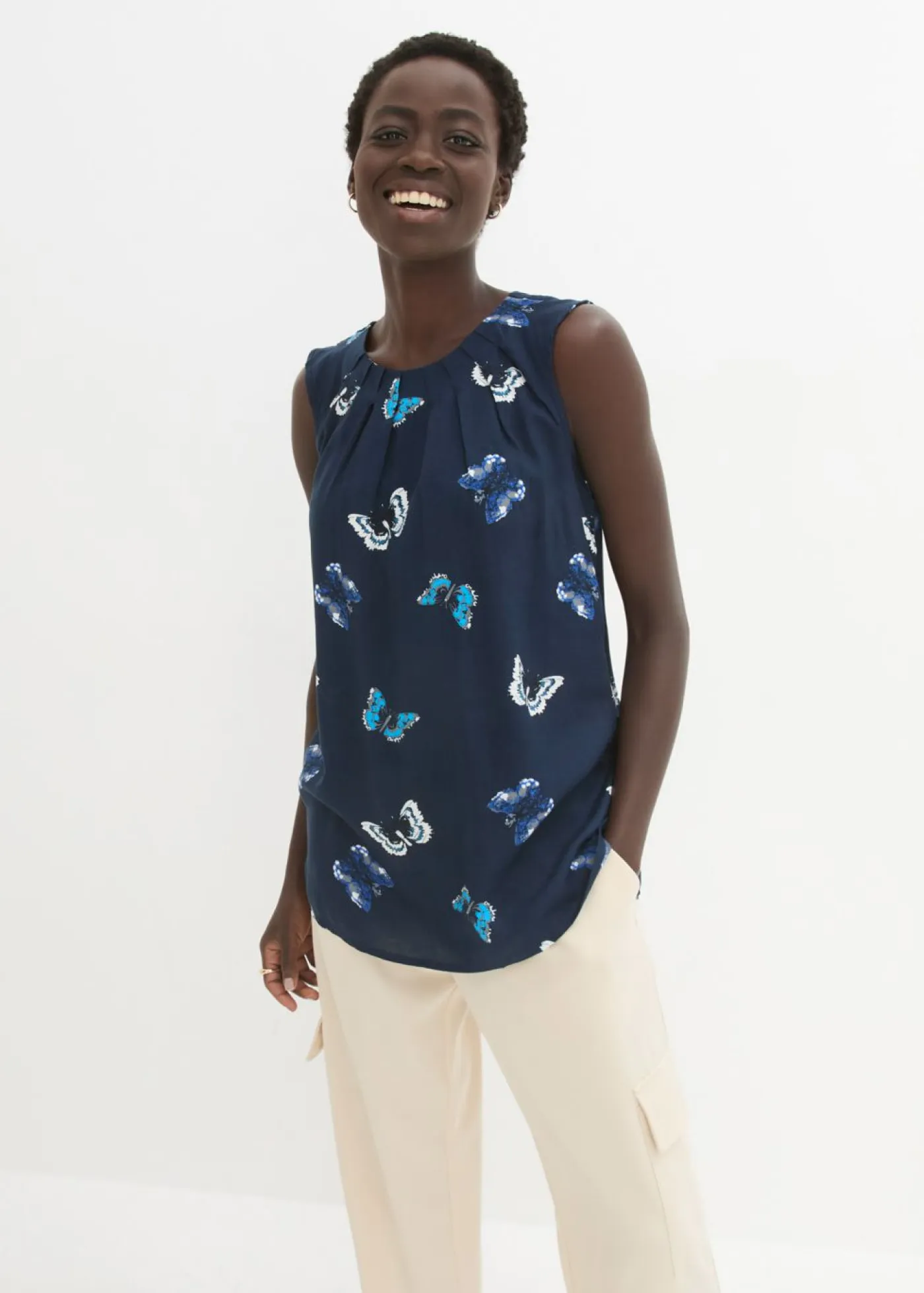 bonprix bonprix Camisas Y Blusas|Camisetas>Blusa de viscosa fluida Azul marino estampado