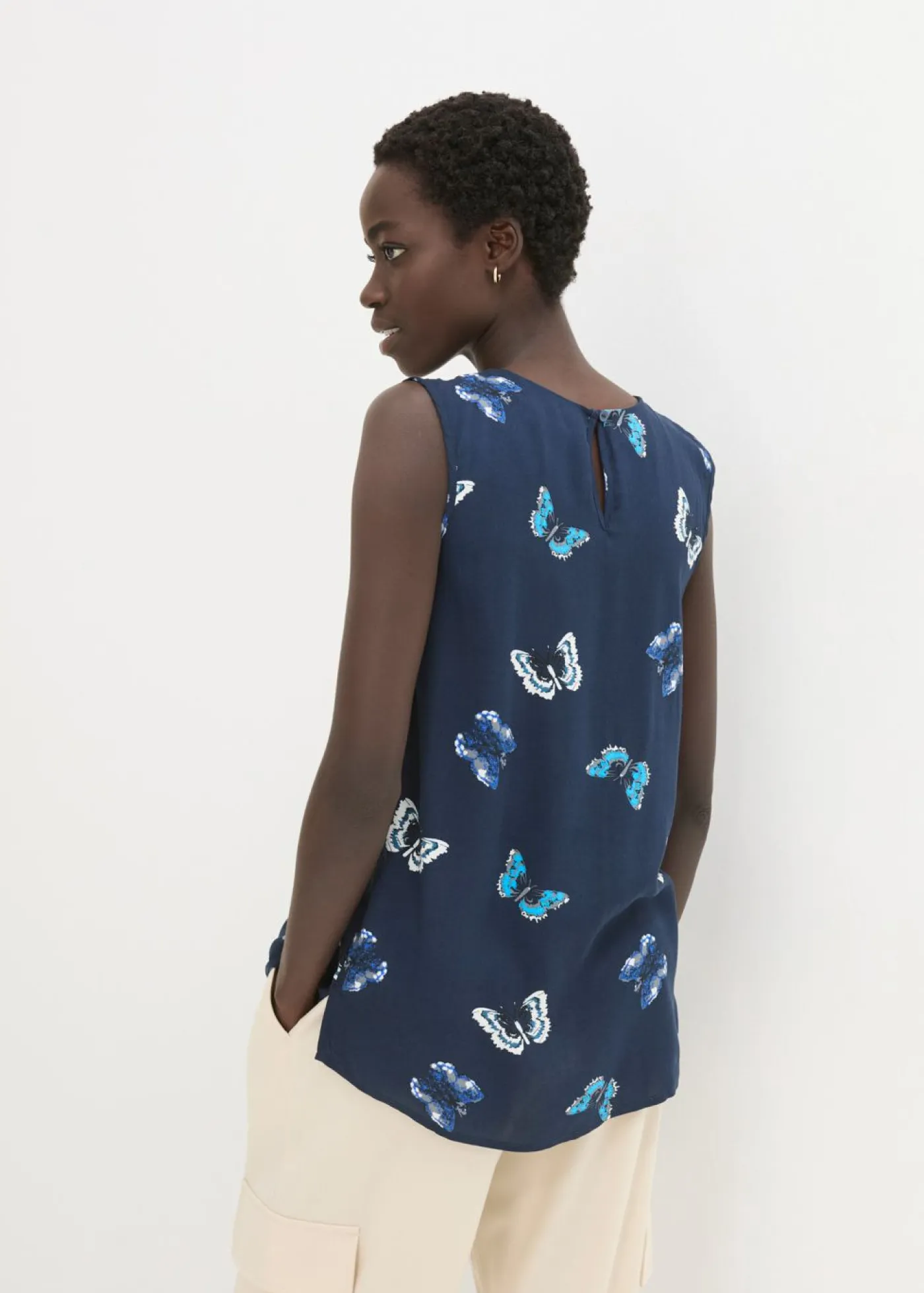 bonprix bonprix Camisas Y Blusas|Camisetas>Blusa de viscosa fluida Azul marino estampado