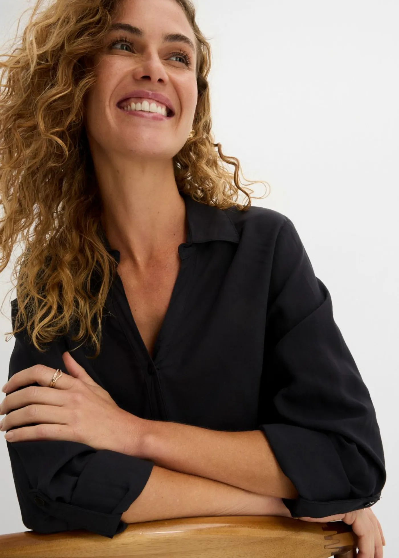 bonprix bonprix Camisas Y Blusas>Blusa de viscosa fluida Negro