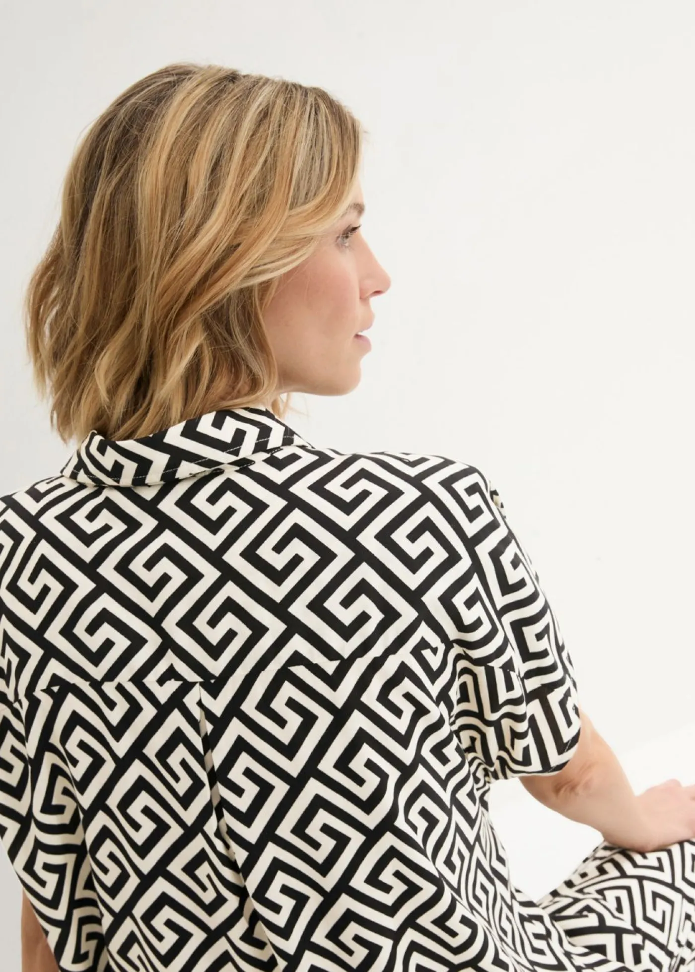 bonprix bonprix Camisas Y Blusas>Blusa de viscosa fluida negro-crudo