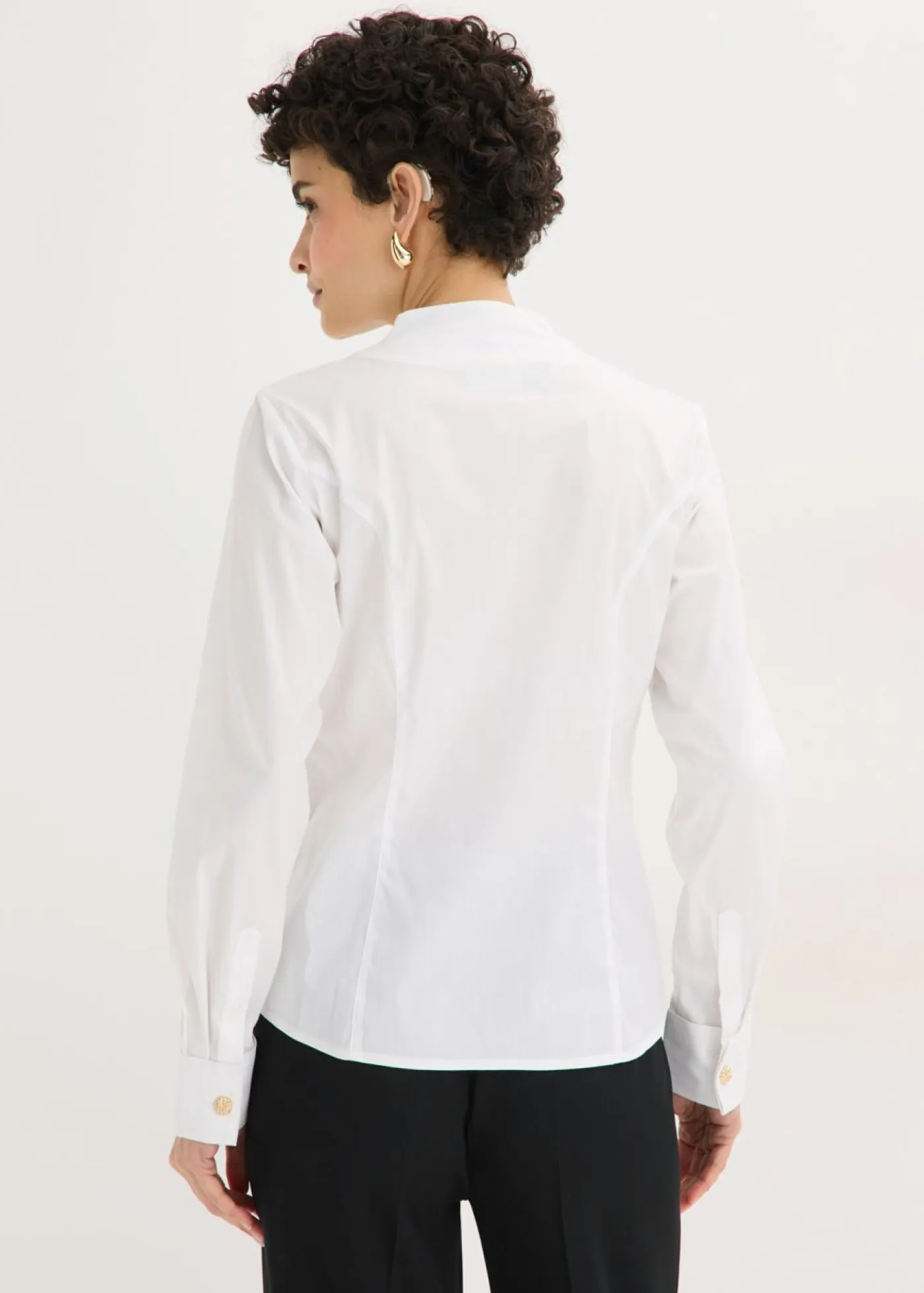 bonprix bonprix Camisas Y Blusas>Blusa elástica de popelín con cuello chimenea y ligera transparencia Blanco