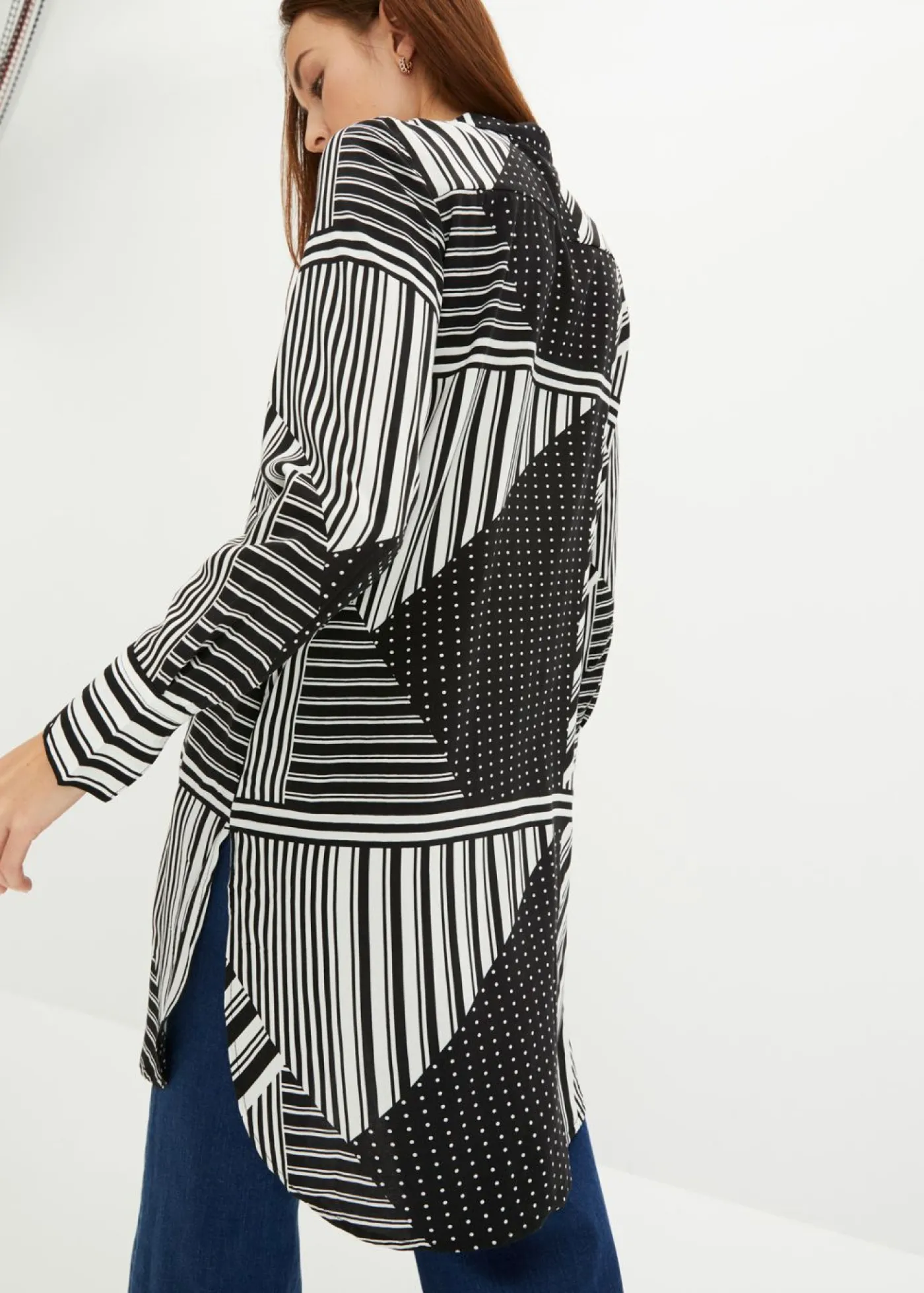 bonprix bonprix Camisas Y Blusas>Blusa larga Negro-blanco con estampado gráfico