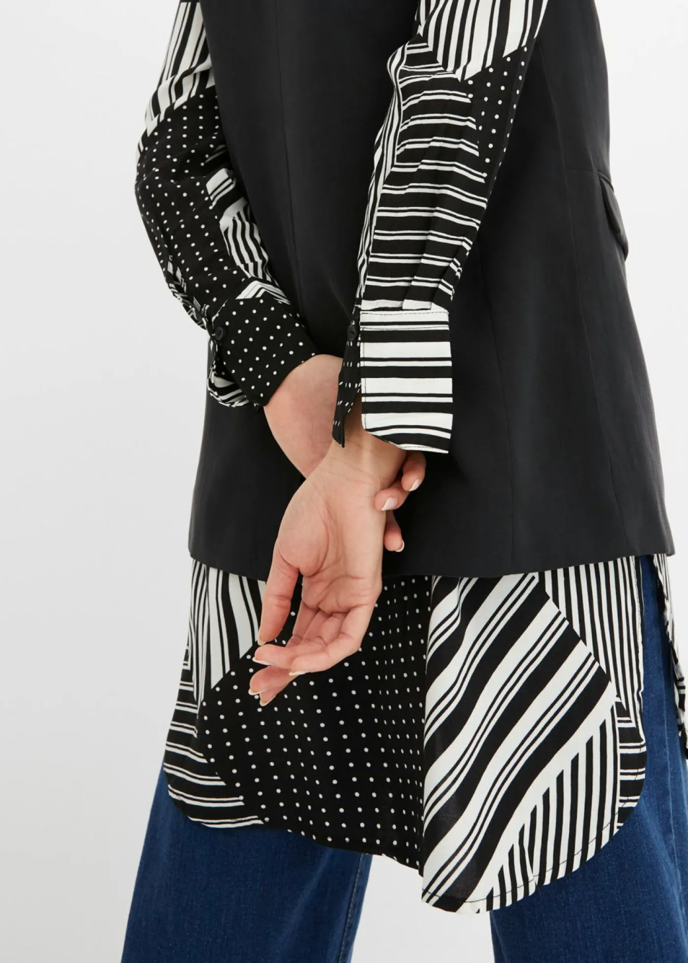 bonprix bonprix Camisas Y Blusas>Blusa larga Negro-blanco con estampado gráfico